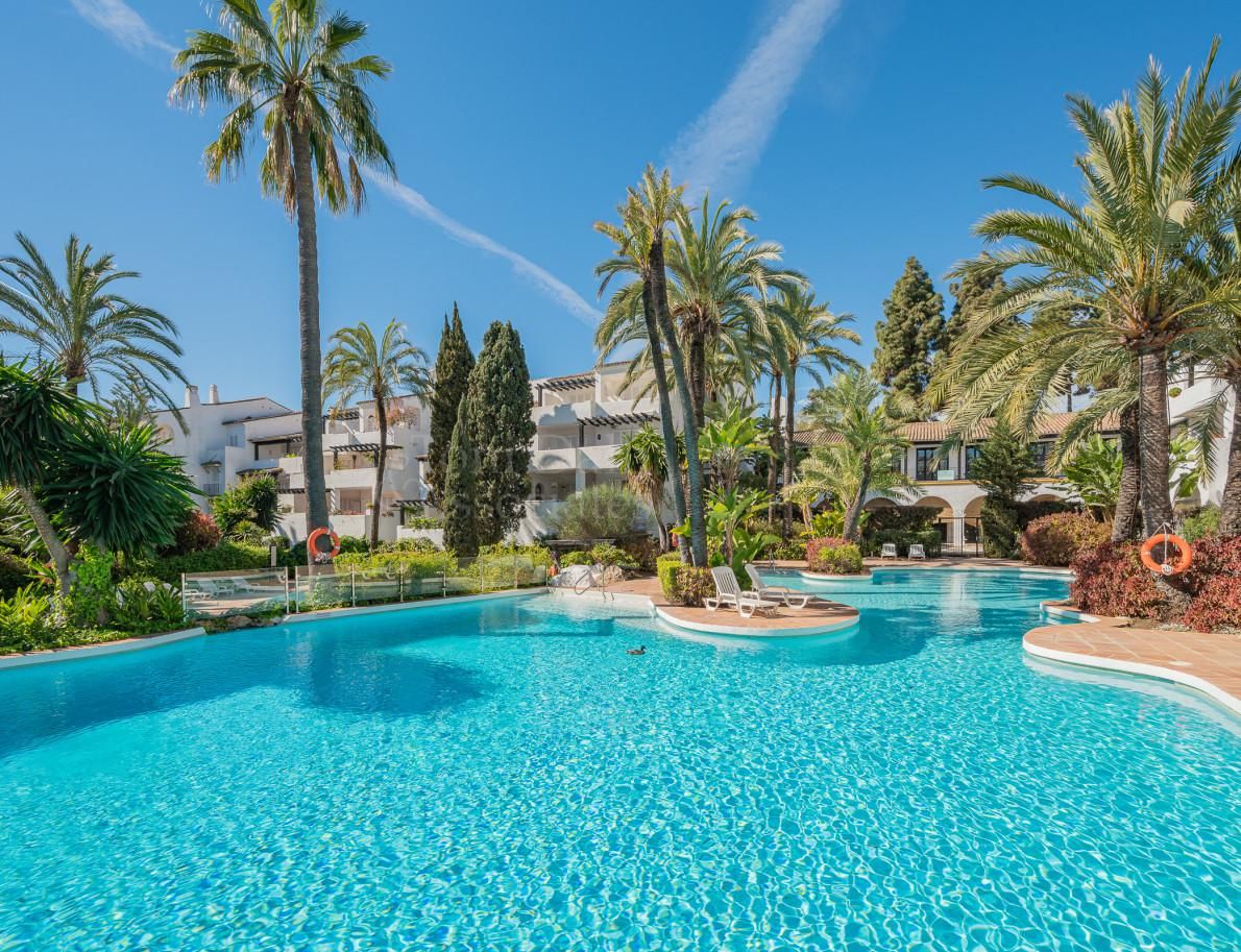 Ground Floor Apartment in Puente Romano II, Marbella