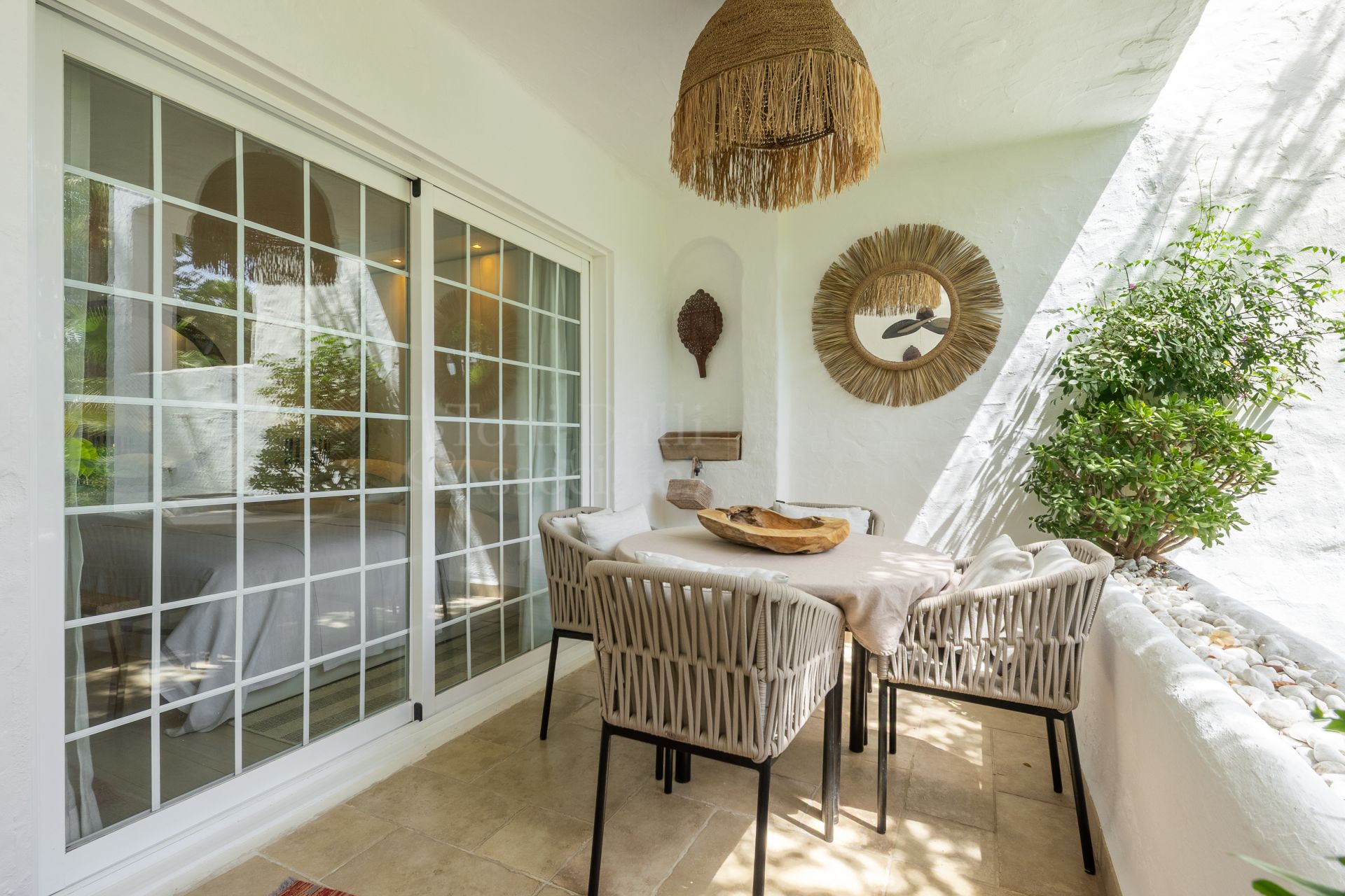Ground Floor Apartment in Puente Romano II, Marbella