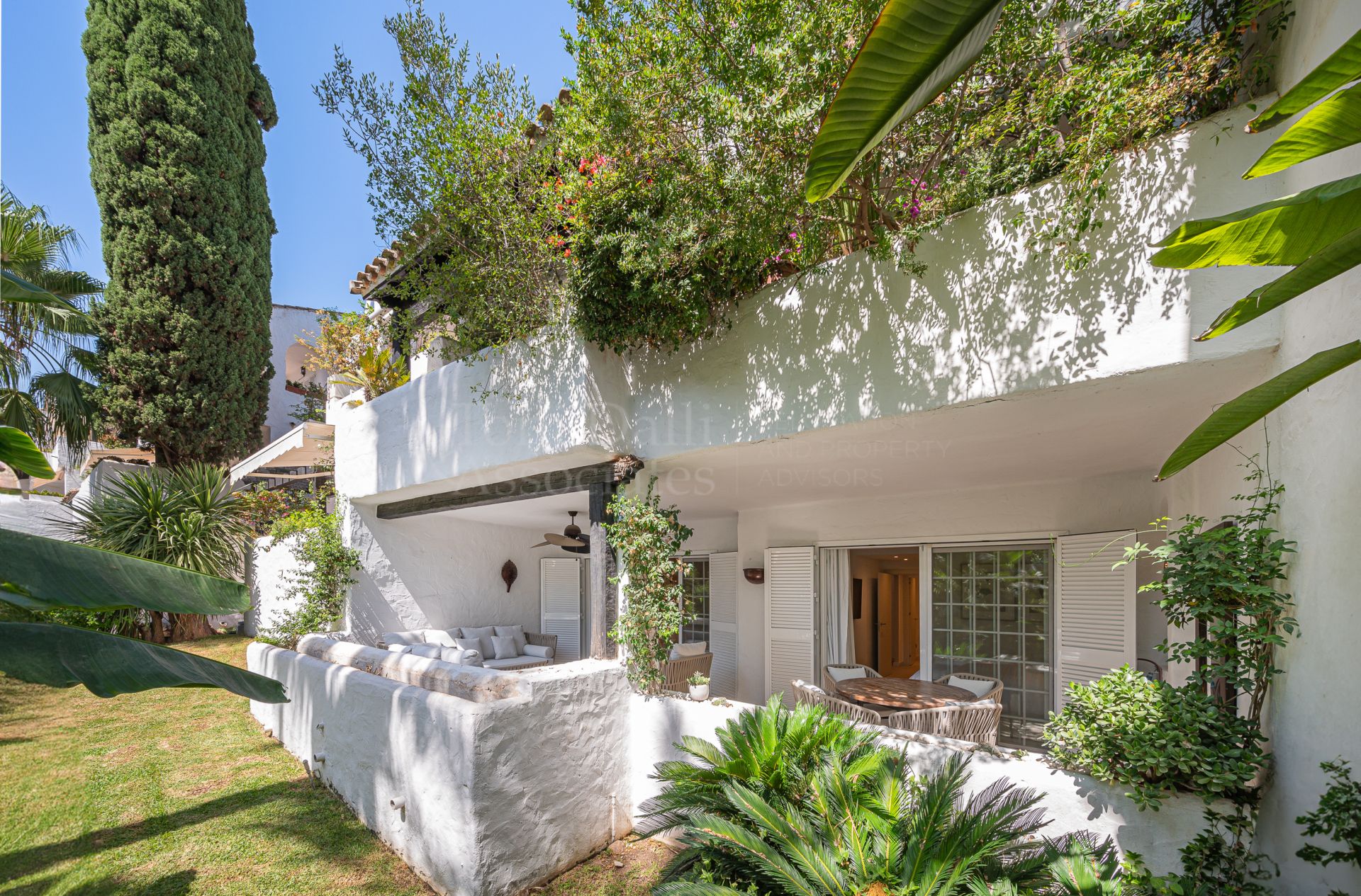 Ground Floor Apartment in Puente Romano II, Marbella