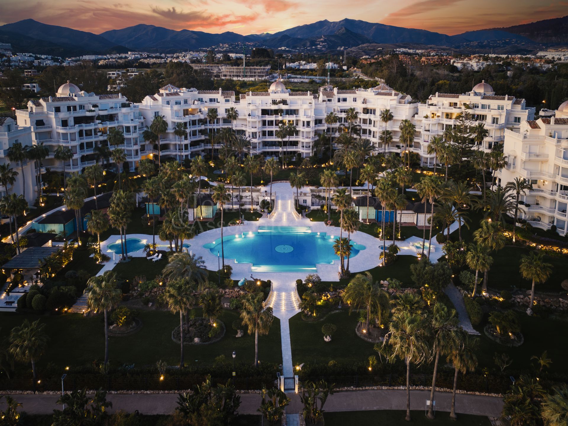 Apartment in Las Dunas Park, Estepona