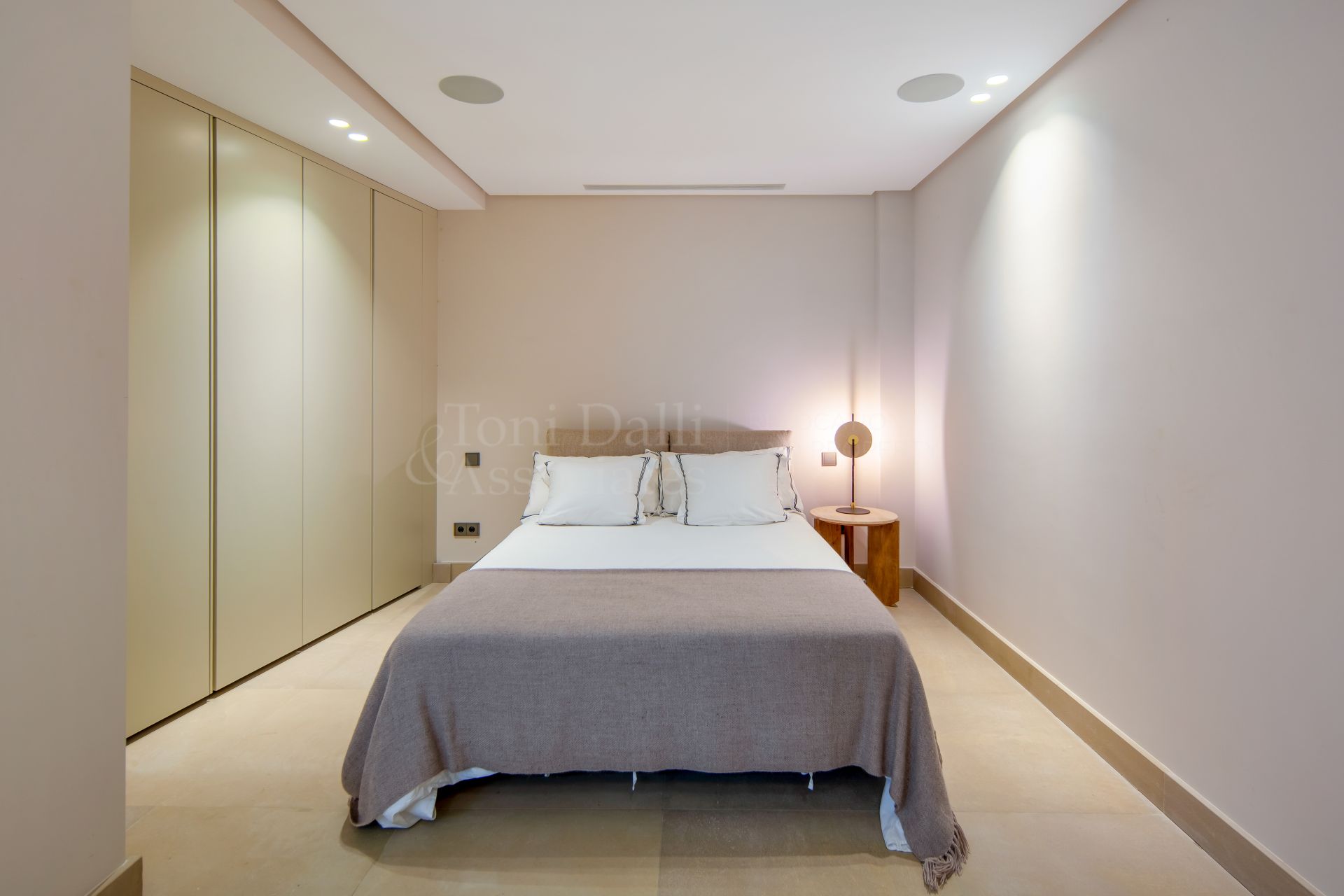 Villa in Nueva Andalucia, Marbella