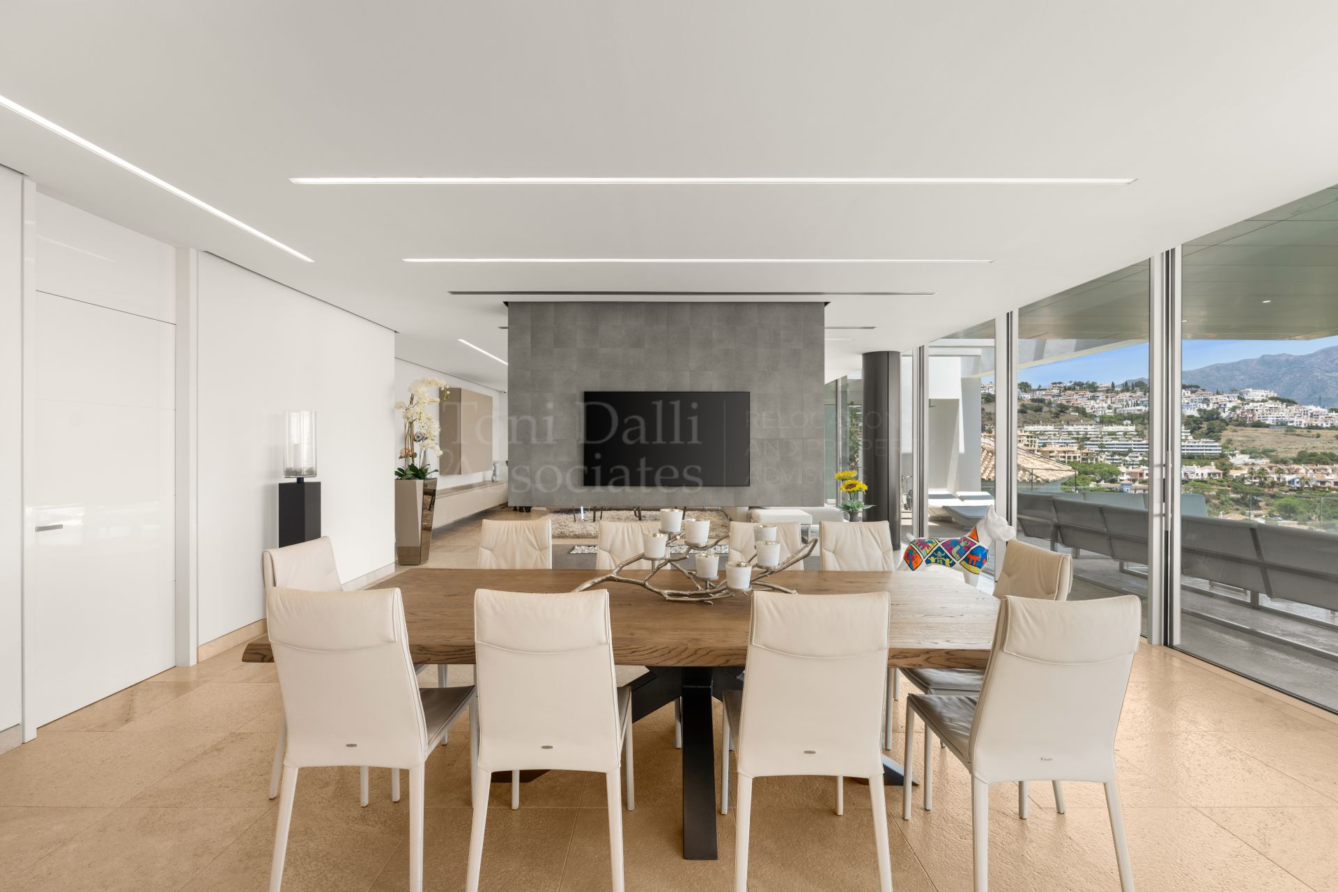 Villa in Los Arqueros, Benahavis