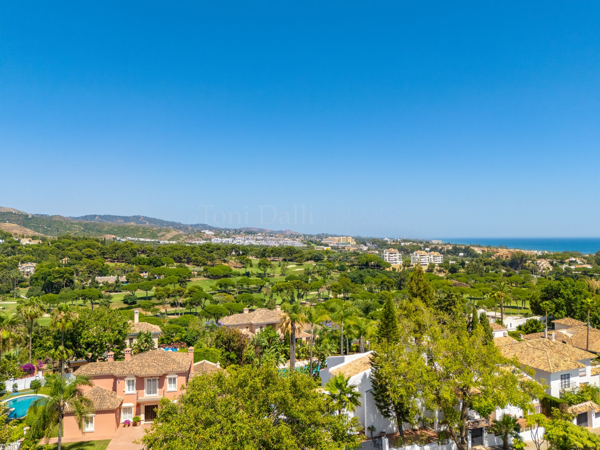 Duplex Penthouse in Vista Golf, Marbella