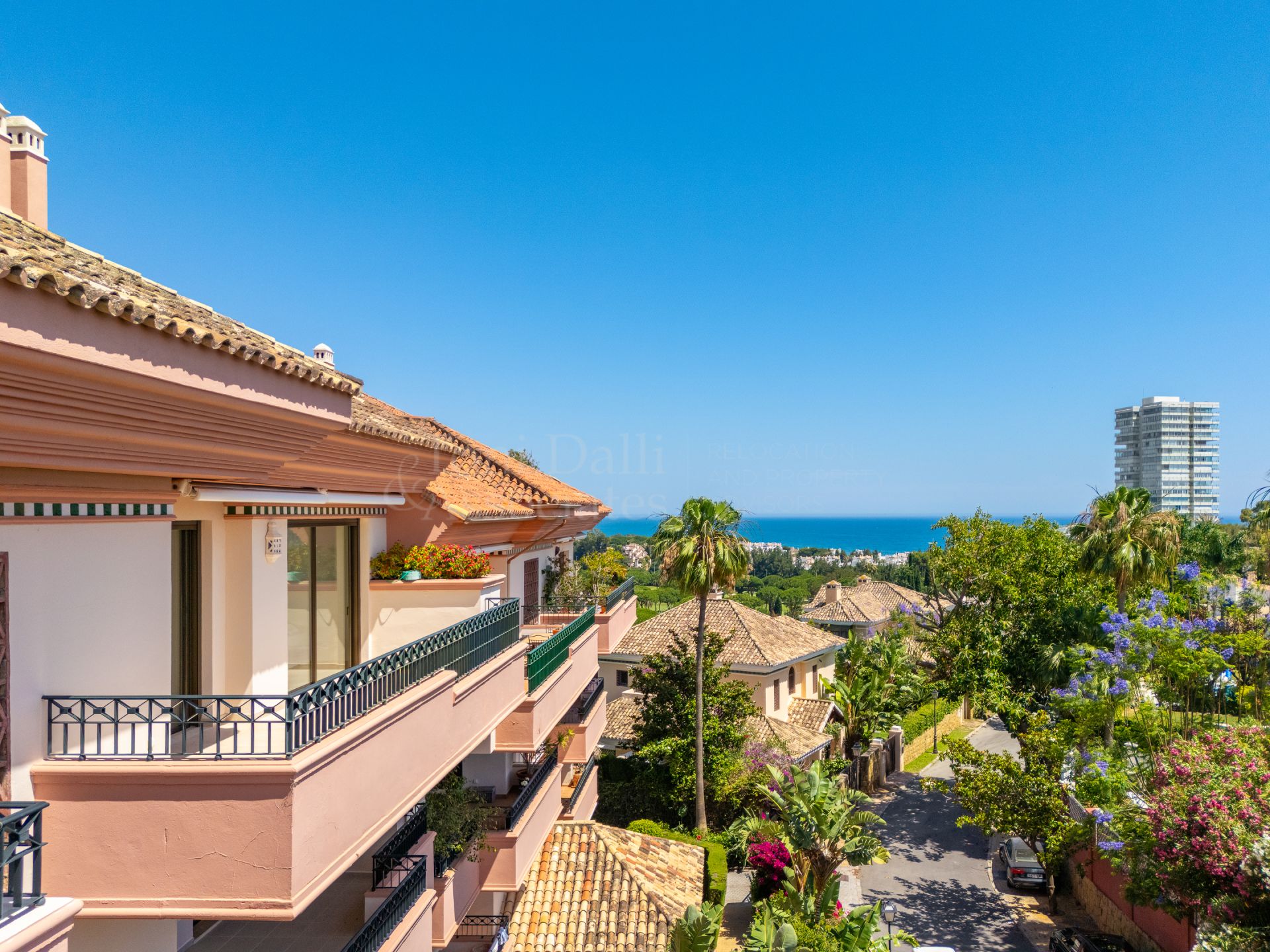 Duplex Penthouse in Vista Golf, Marbella