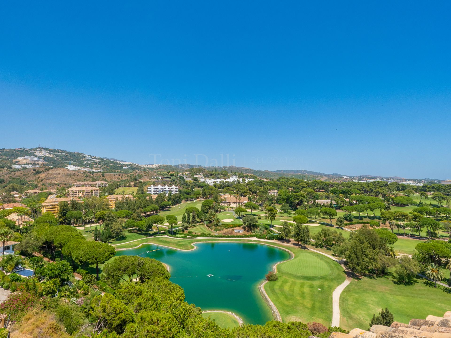 Duplex Penthouse in Vista Golf, Marbella