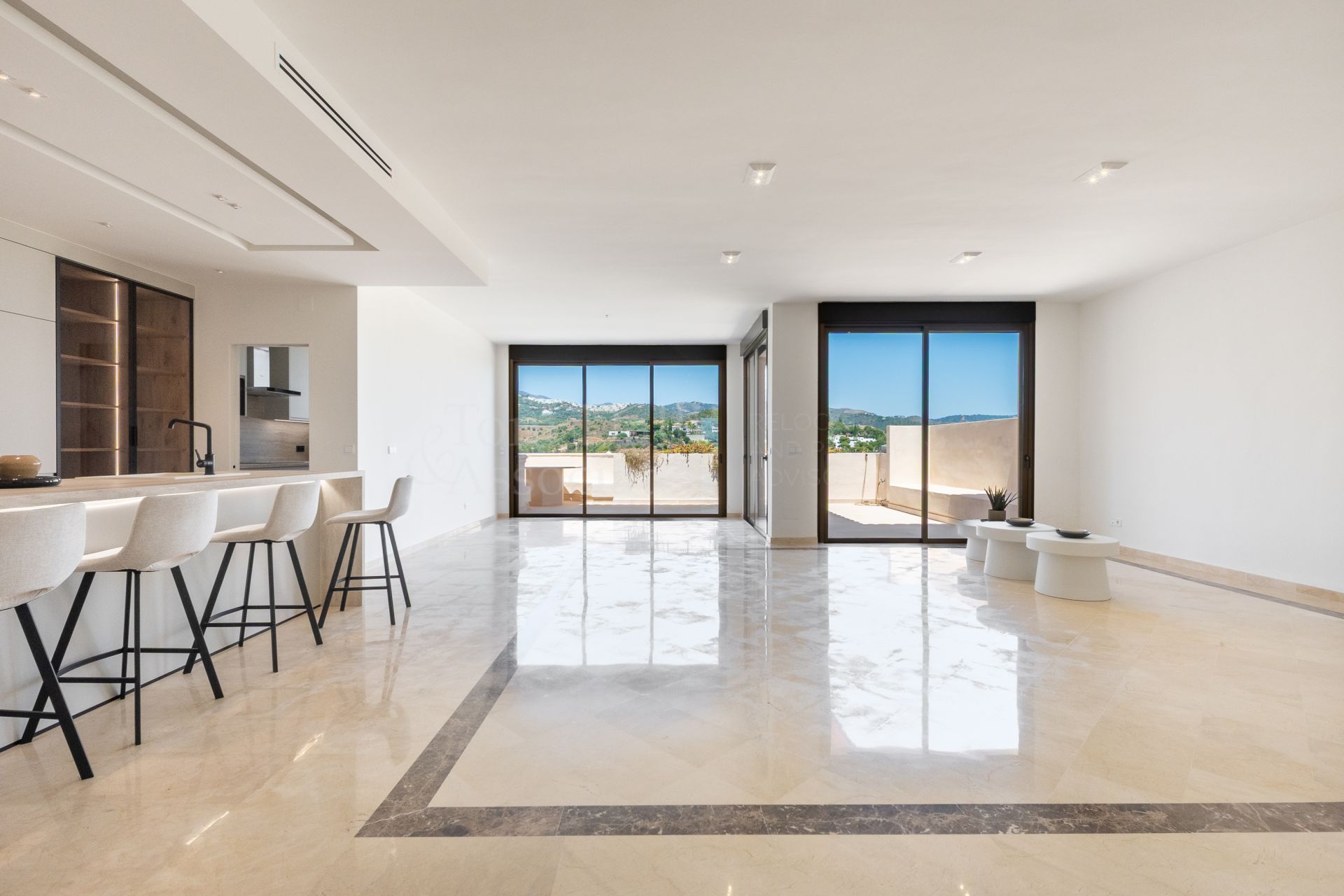 Duplex Penthouse in Vista Golf, Marbella