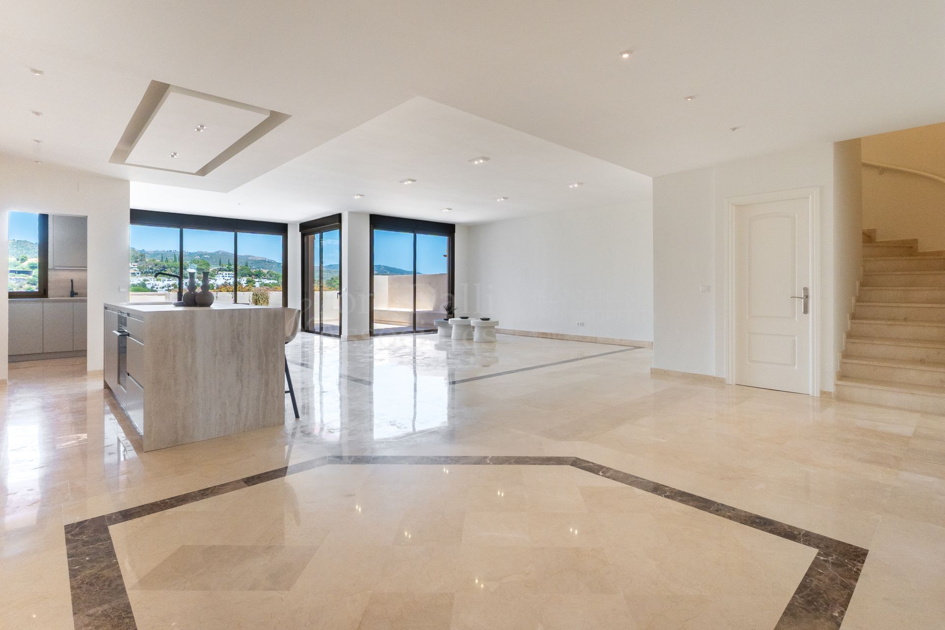 Duplex Penthouse in Vista Golf, Marbella
