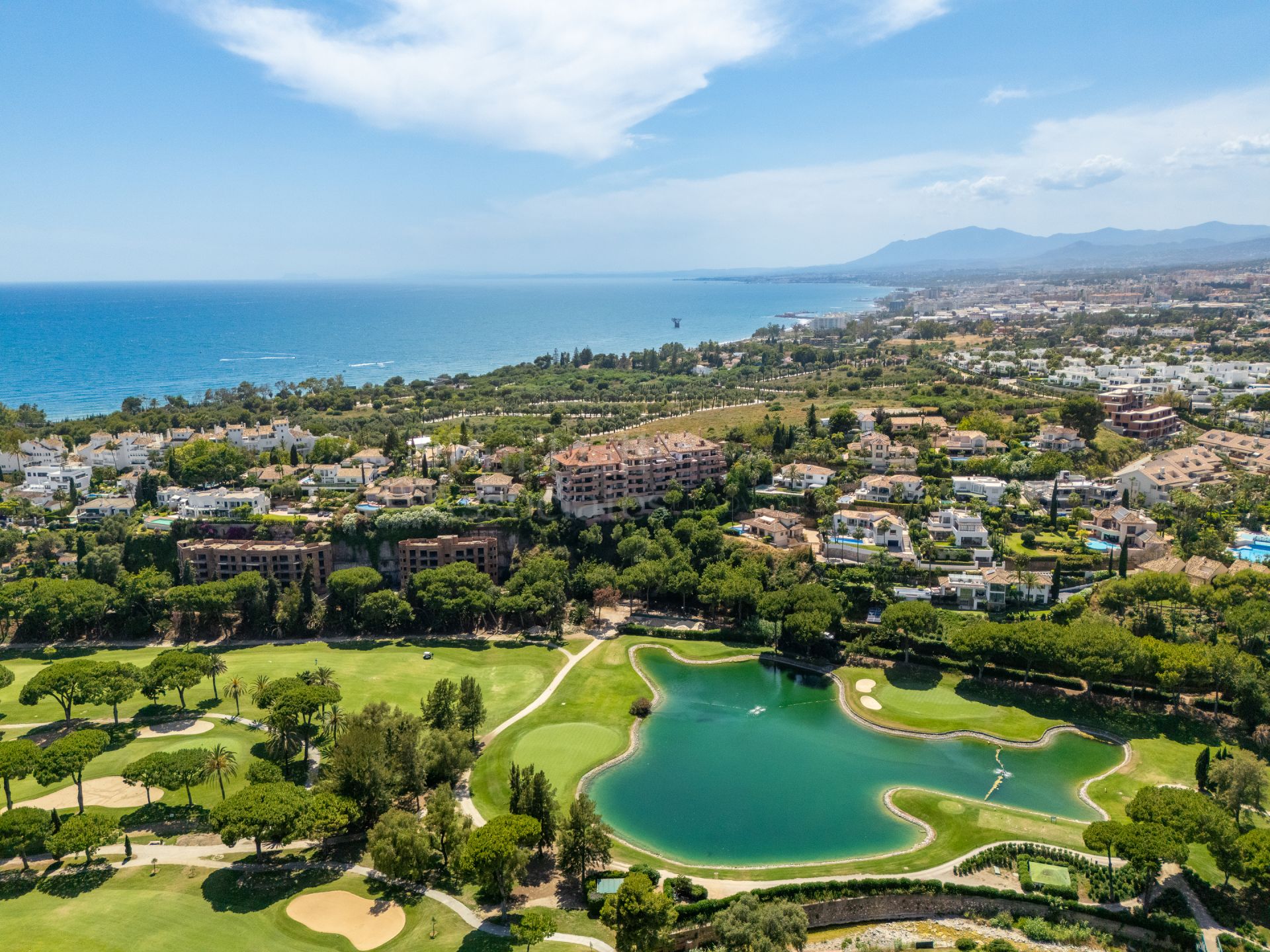 Duplex Penthouse in Vista Golf, Marbella