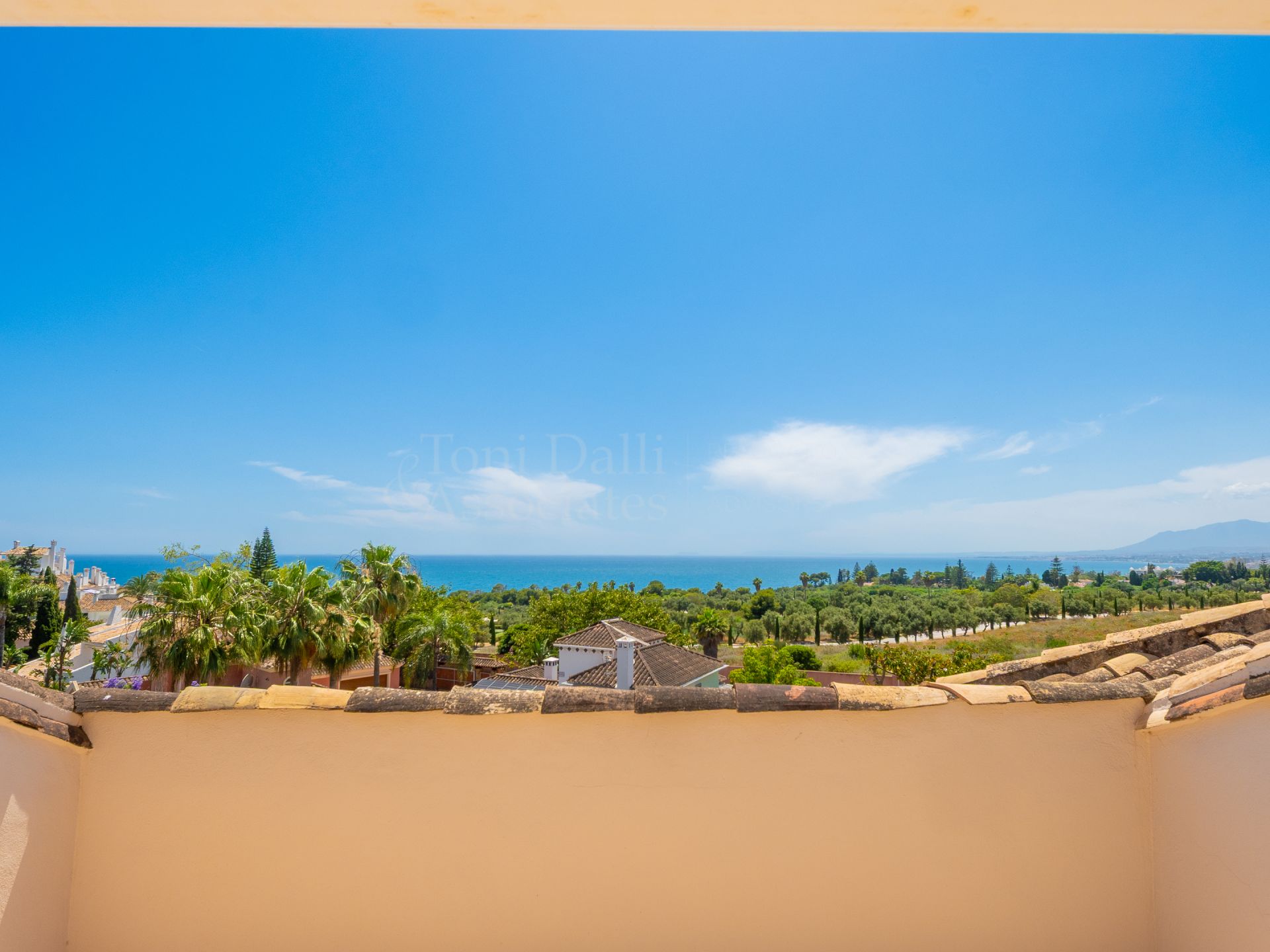Duplex Penthouse in Vista Golf, Marbella