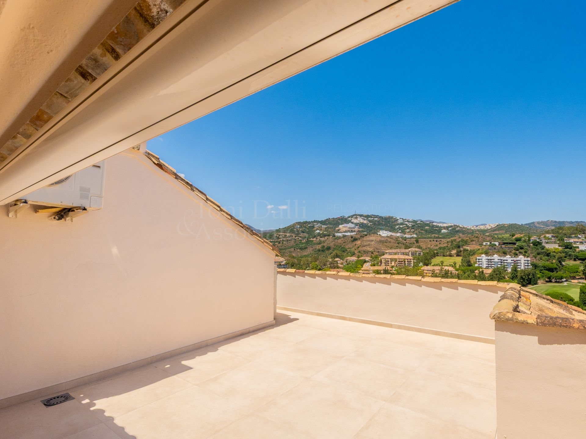 Duplex Penthouse in Vista Golf, Marbella