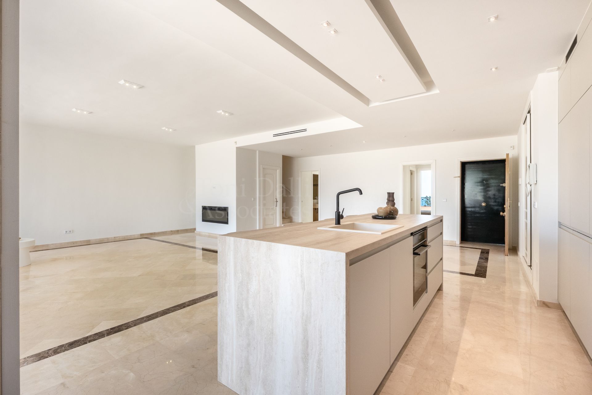 Duplex Penthouse in Vista Golf, Marbella