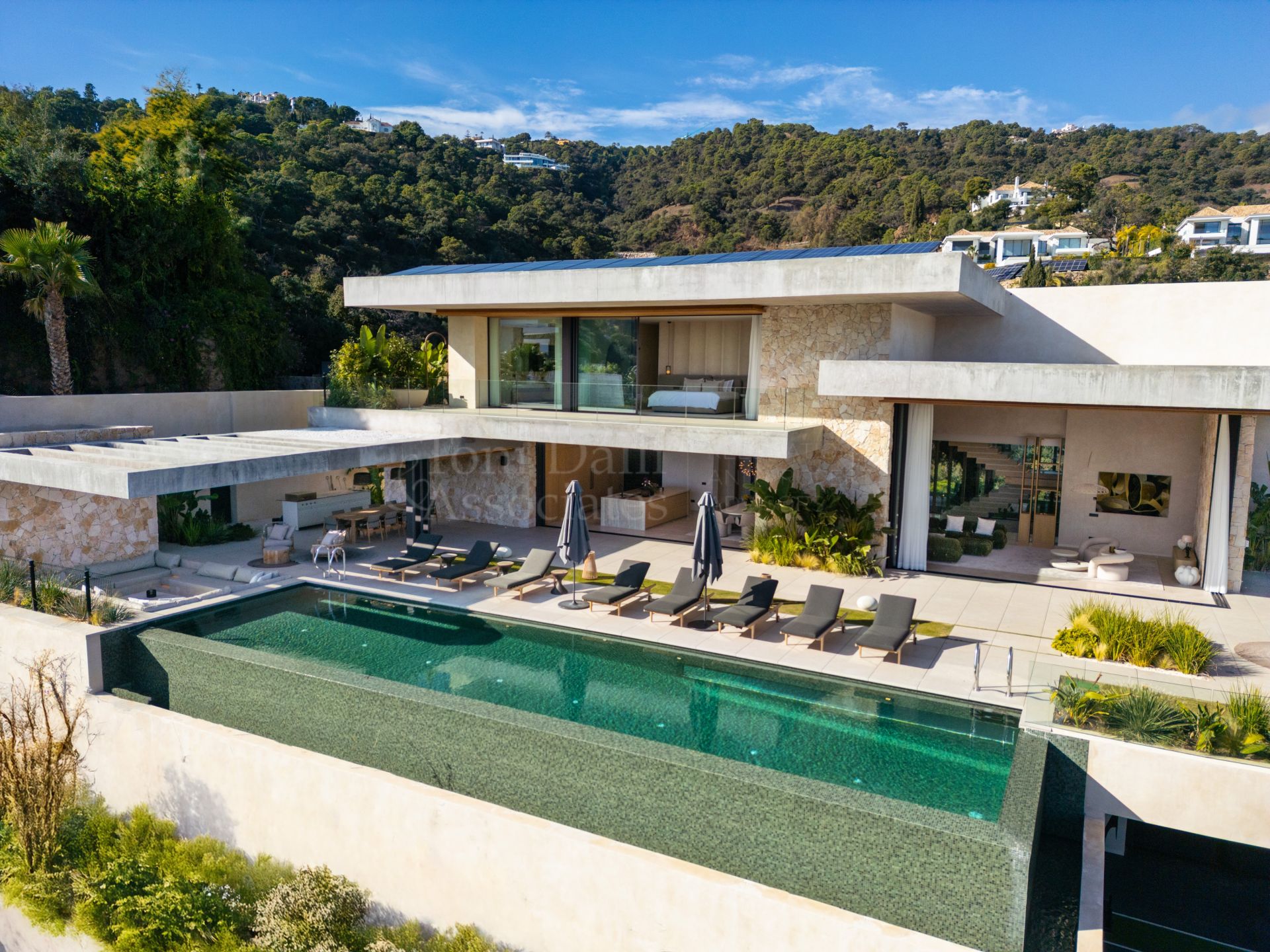 Villa in El Madroñal, Benahavis