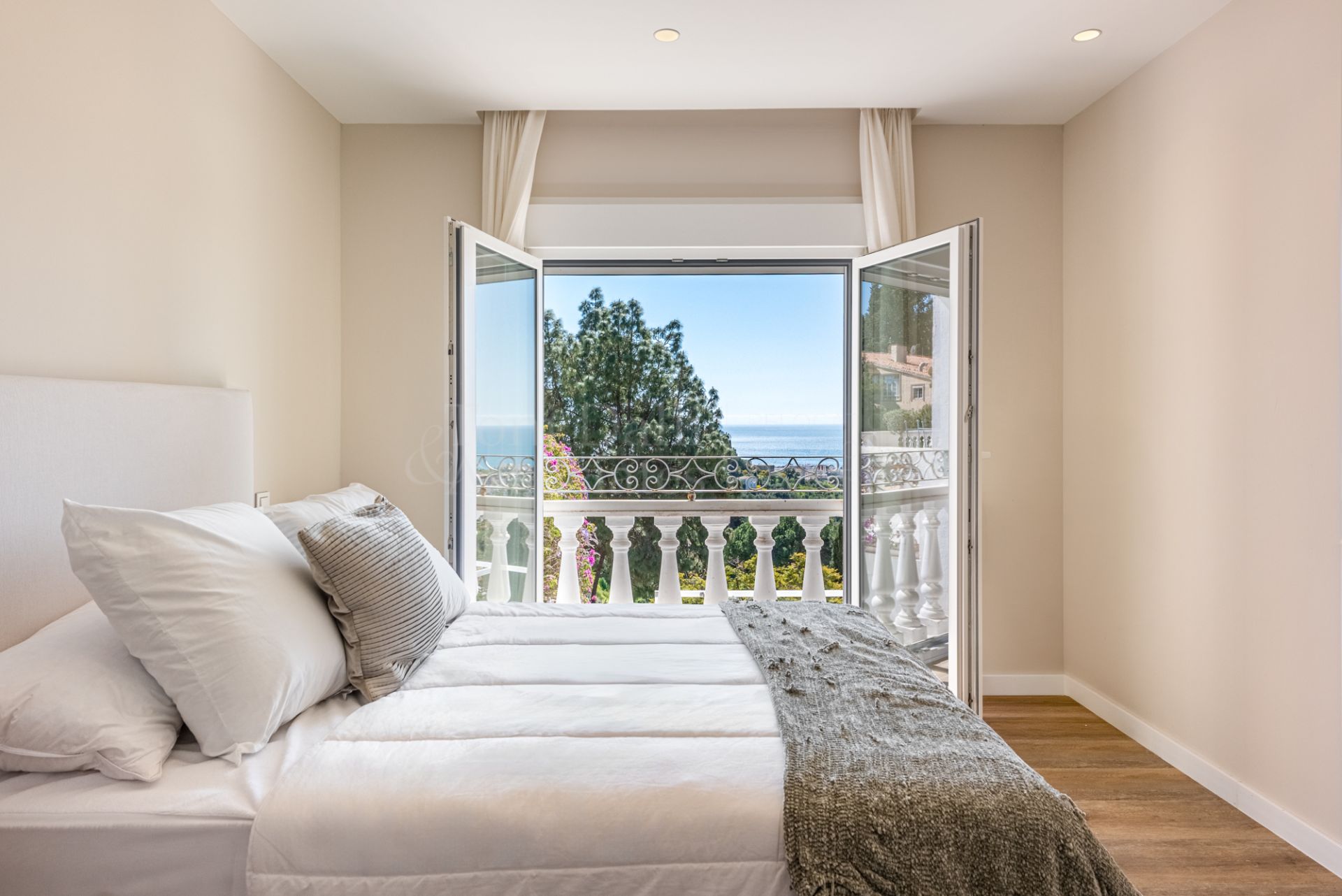 Villa in La Montua, Marbella