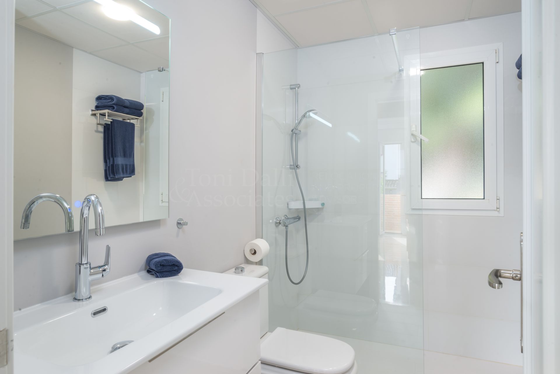 Town House in Xarblanca, Marbella