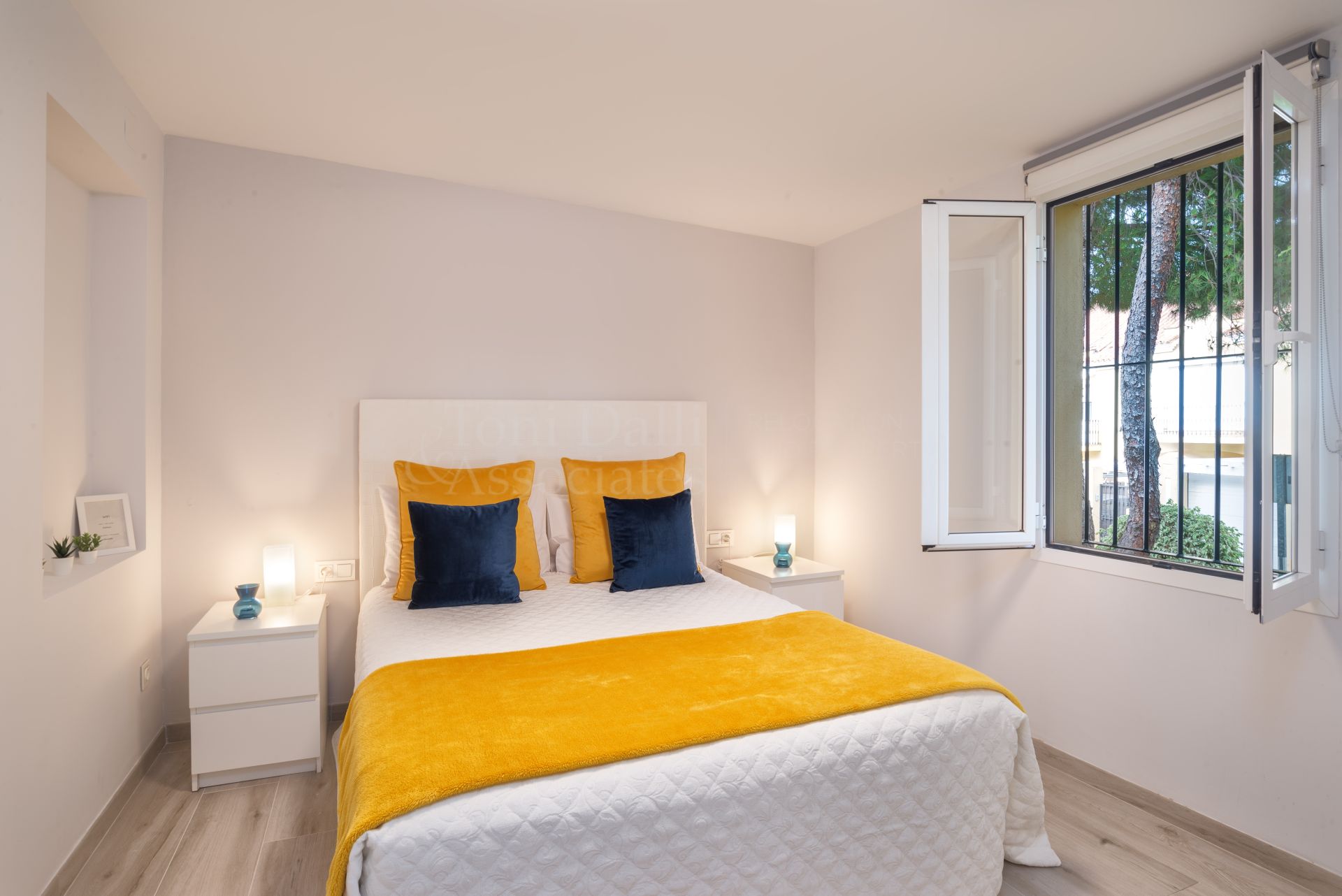 Town House in Xarblanca, Marbella
