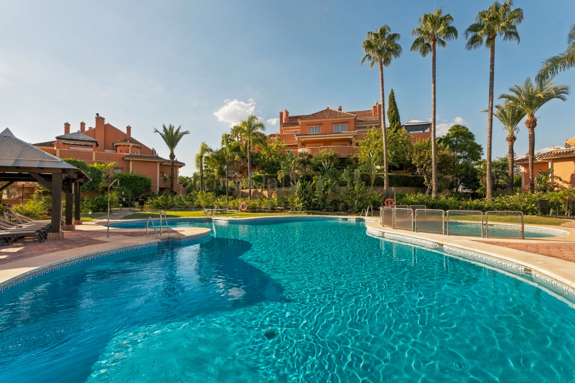 Duplex Penthouse in Andalucia Alta, Marbella