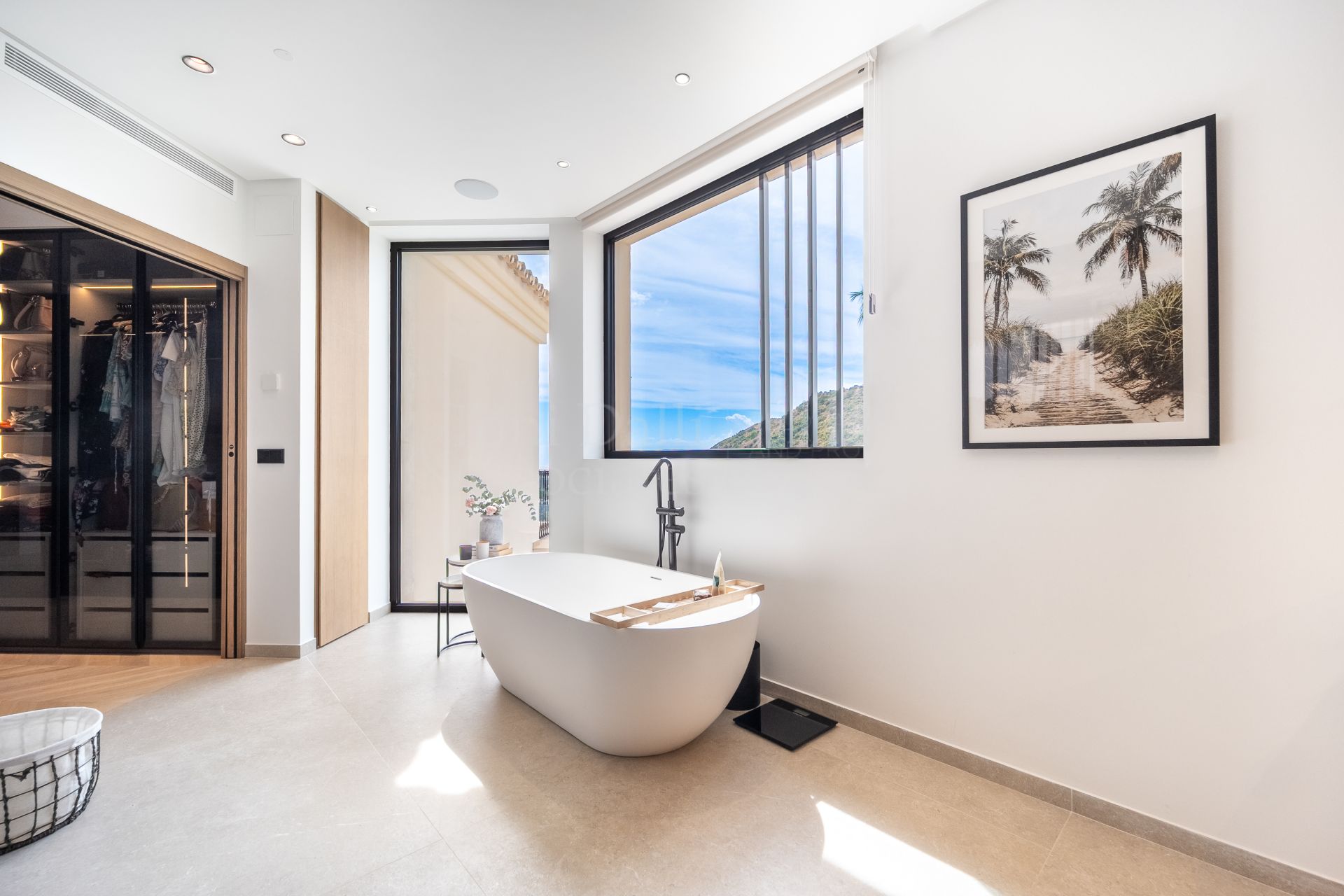 Villa in Los Arqueros, Benahavis