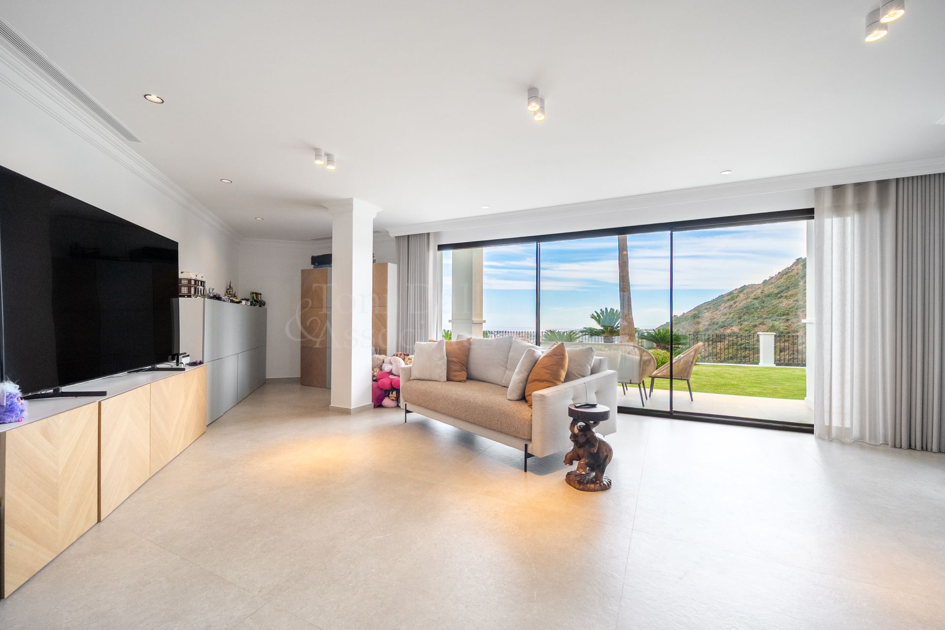 Villa in Los Arqueros, Benahavis