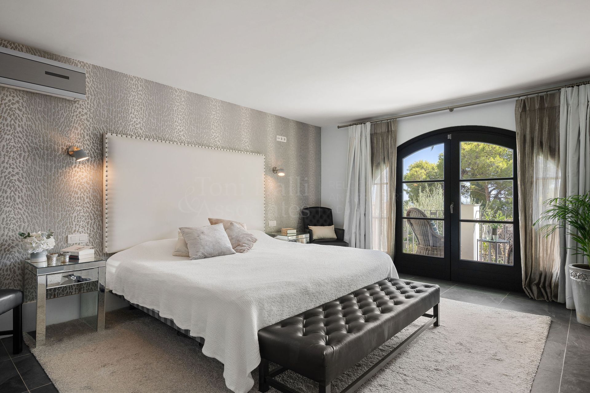 Villa in Paraiso Alto, Benahavis