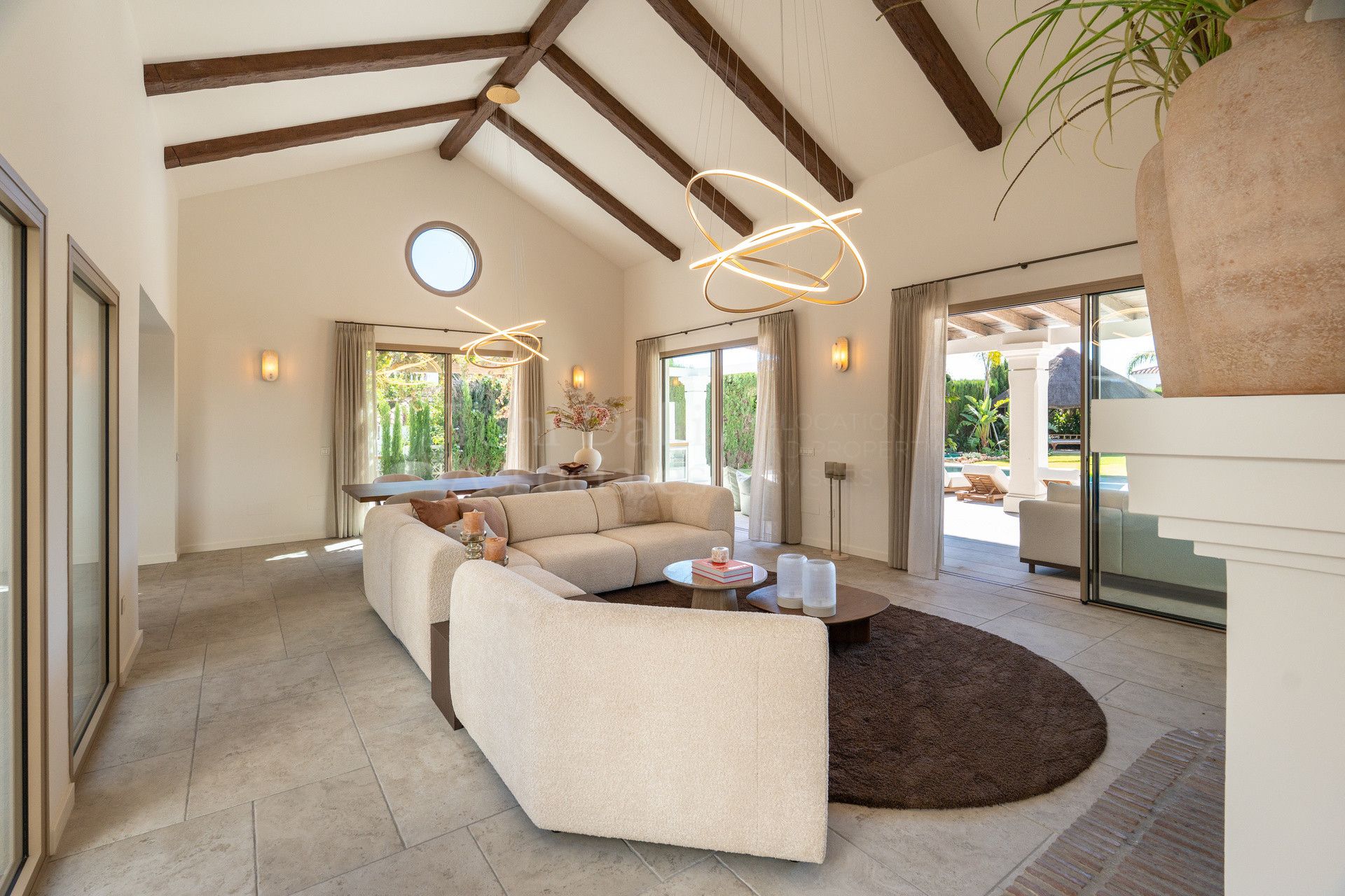 Villa in El Rosario, Marbella