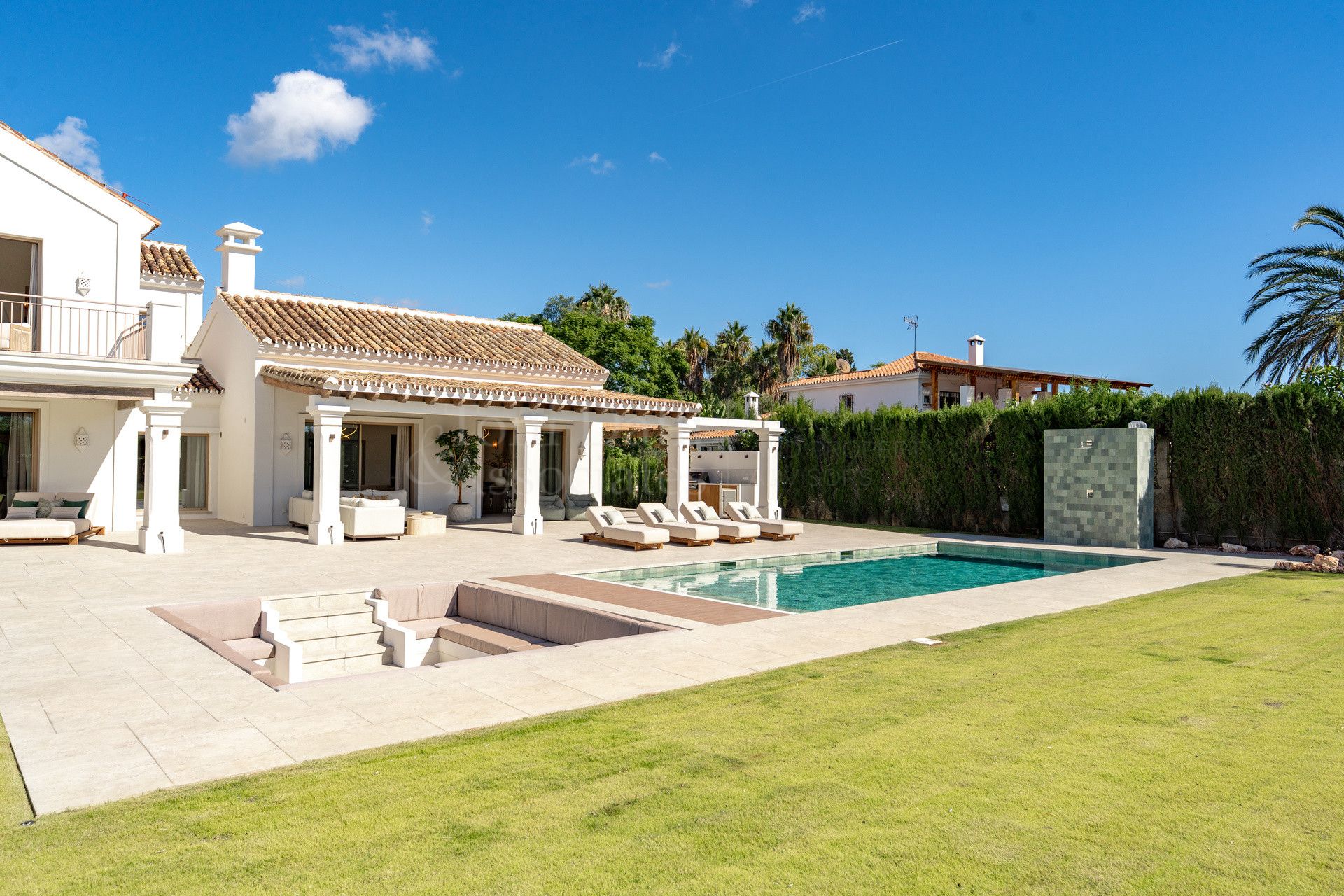 Villa in El Rosario, Marbella