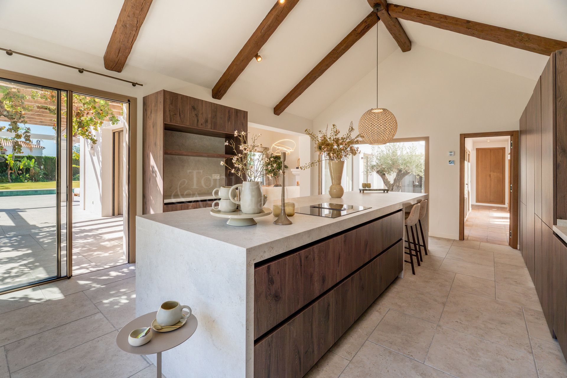Villa in El Rosario, Marbella