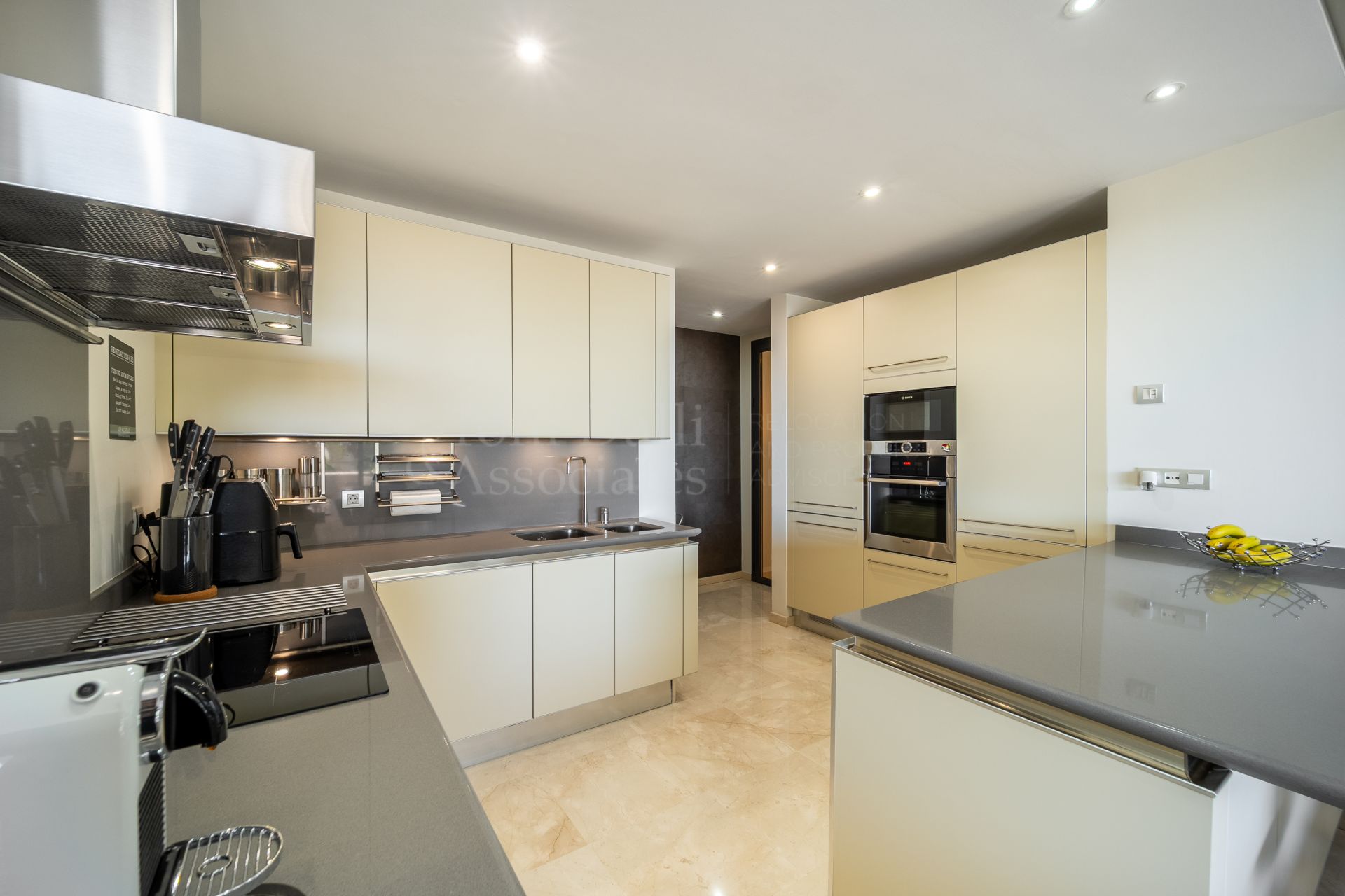 Apartment in Imara, Marbella