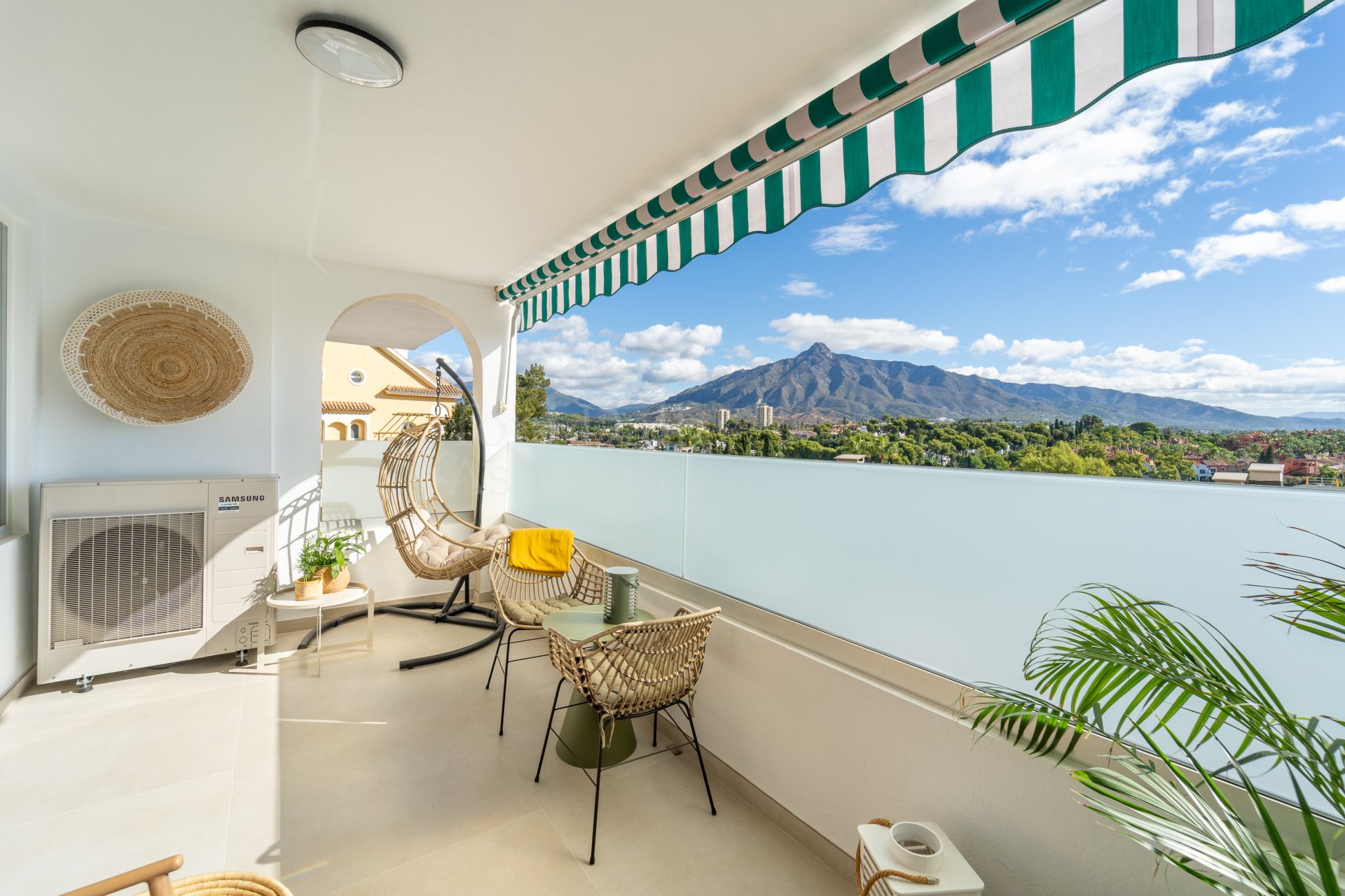 Apartment in Conjunto Casaño, Marbella