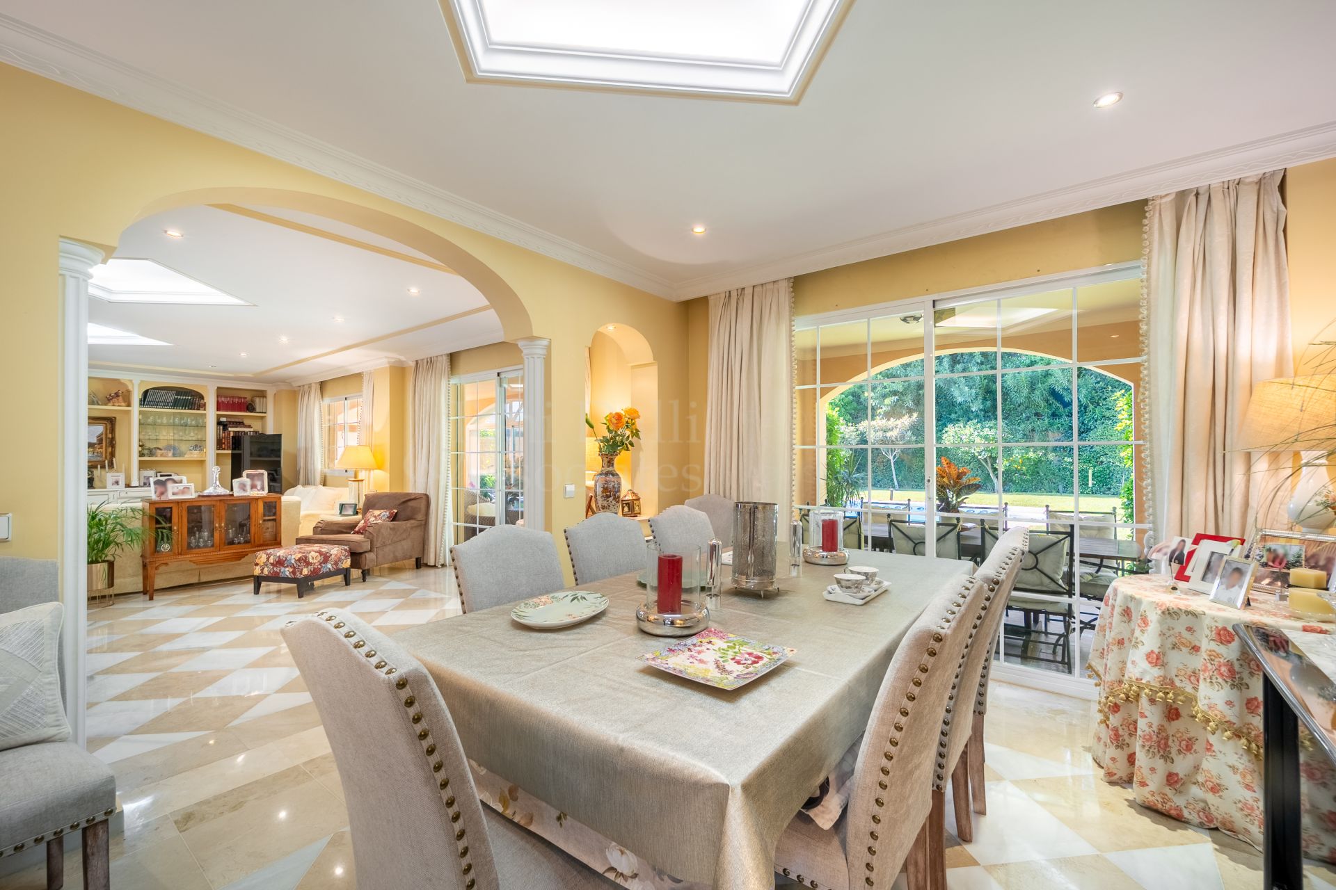 Villa in Atalaya de Rio Verde, Marbella