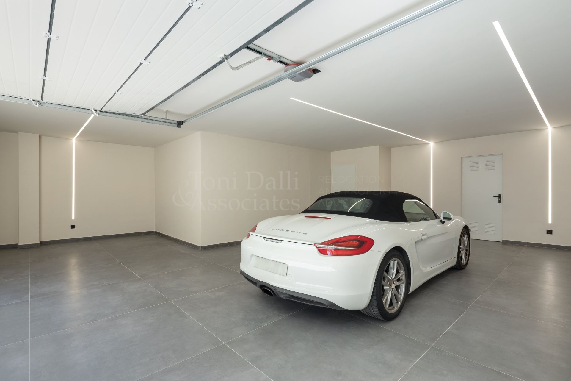 Villa in La Cerquilla, Marbella