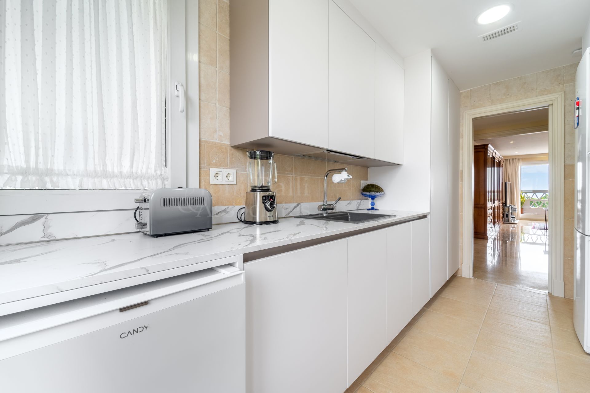 Penthouse in Las Cañas Beach, Marbella