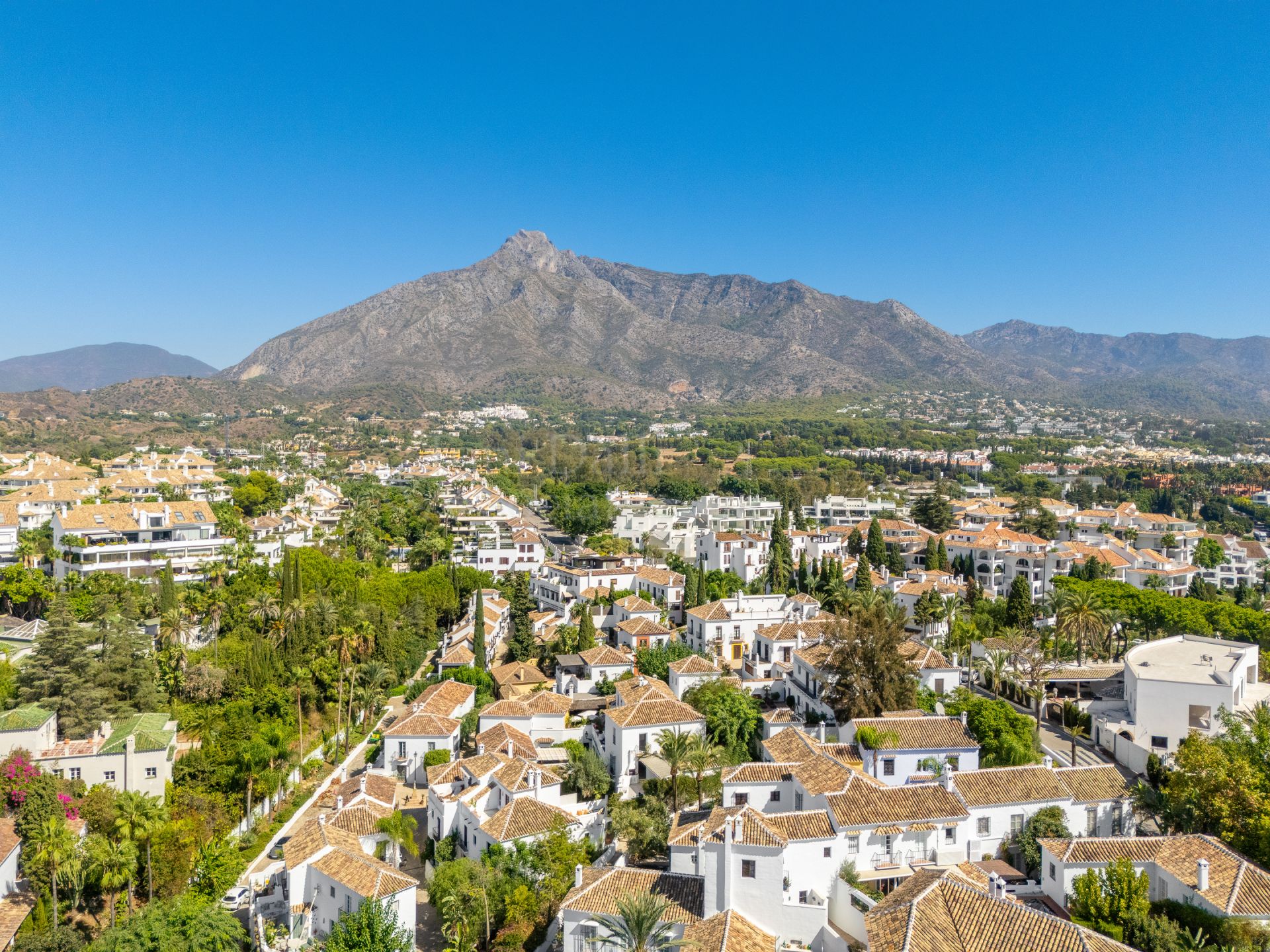Town House in Lomas Pueblo, Marbella