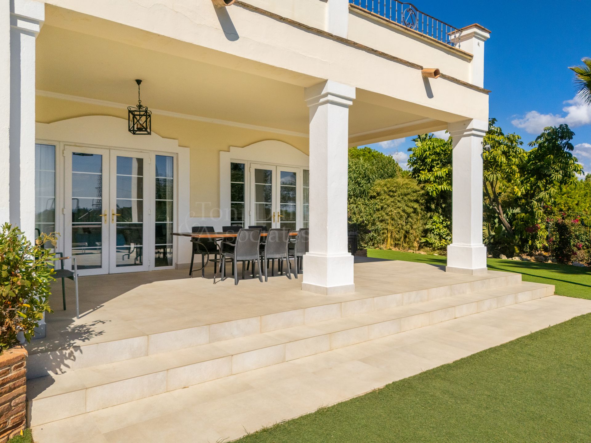 Villa in Nueva Atalaya, Estepona