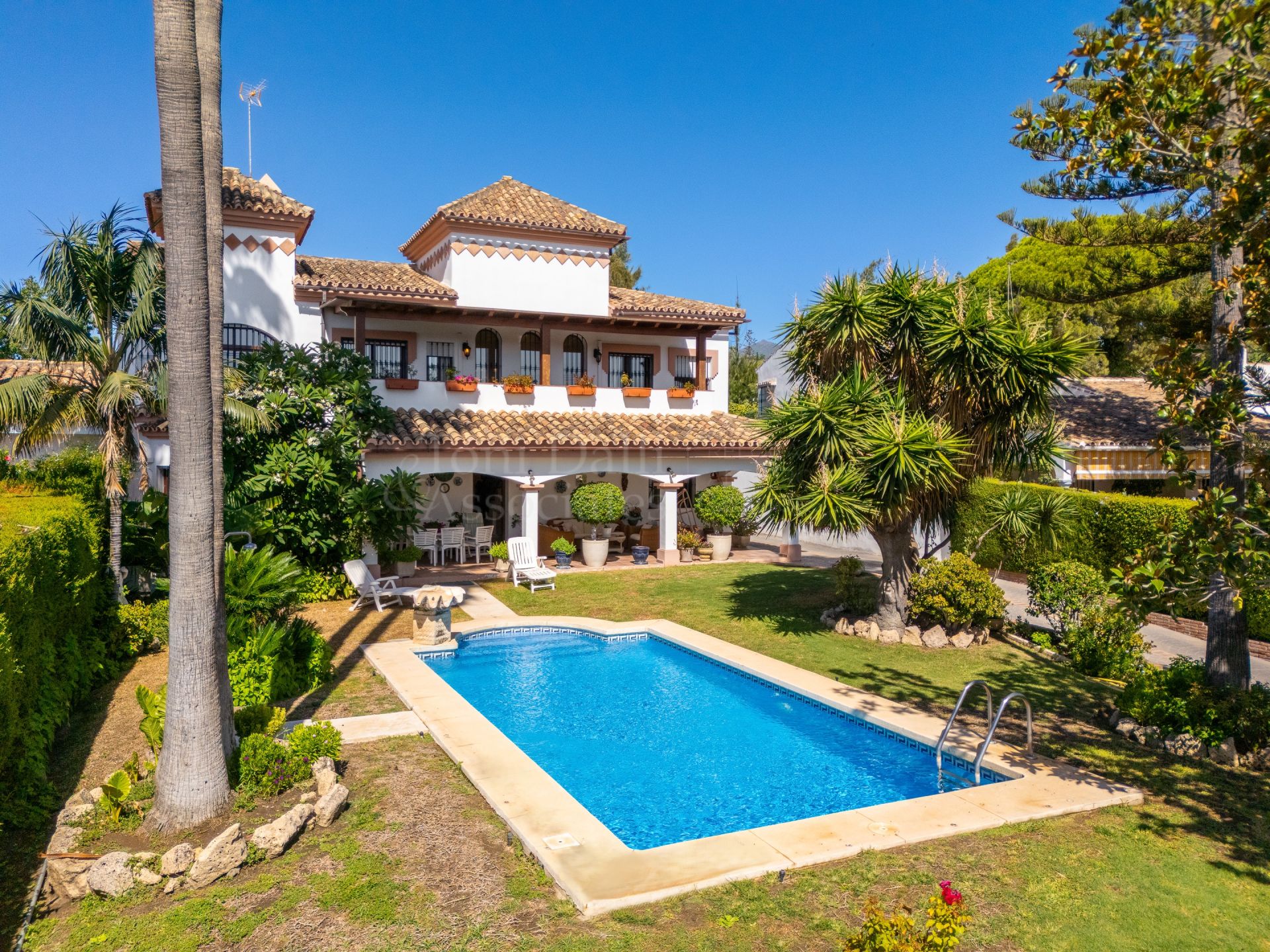 Semi Detached House in Aloha, Marbella