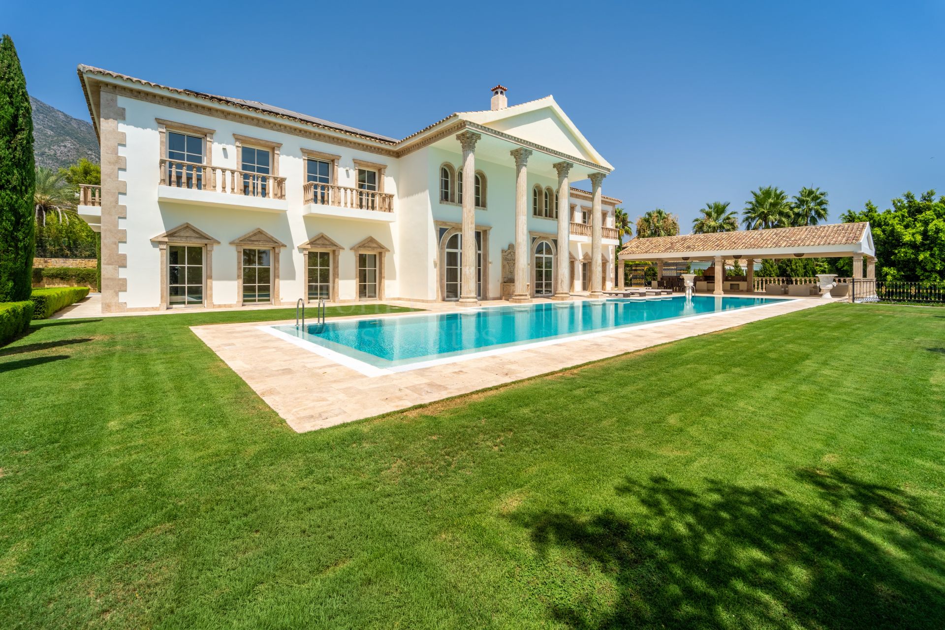 Villa in Sierra Blanca, Marbella