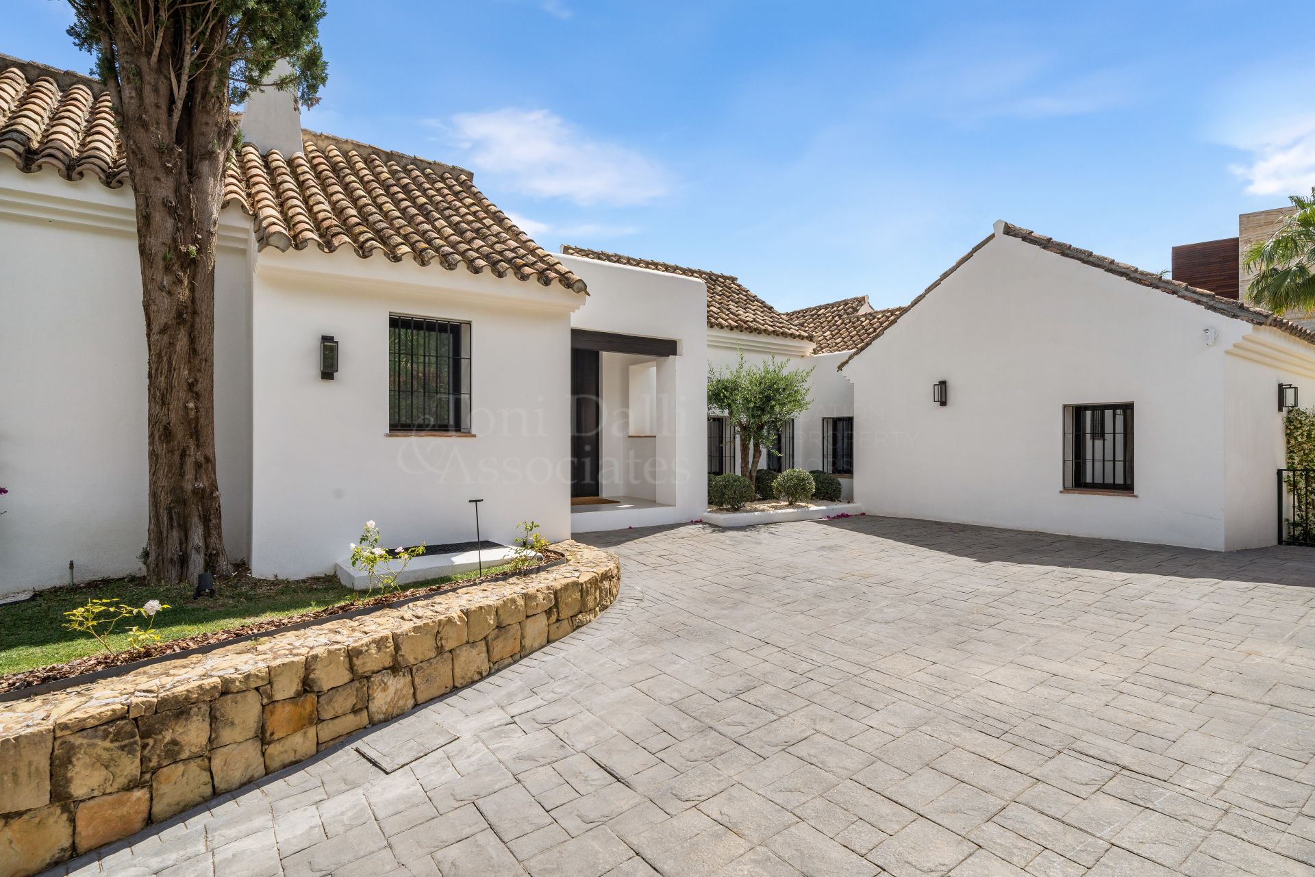 Villa in Cascada de Camojan, Marbella