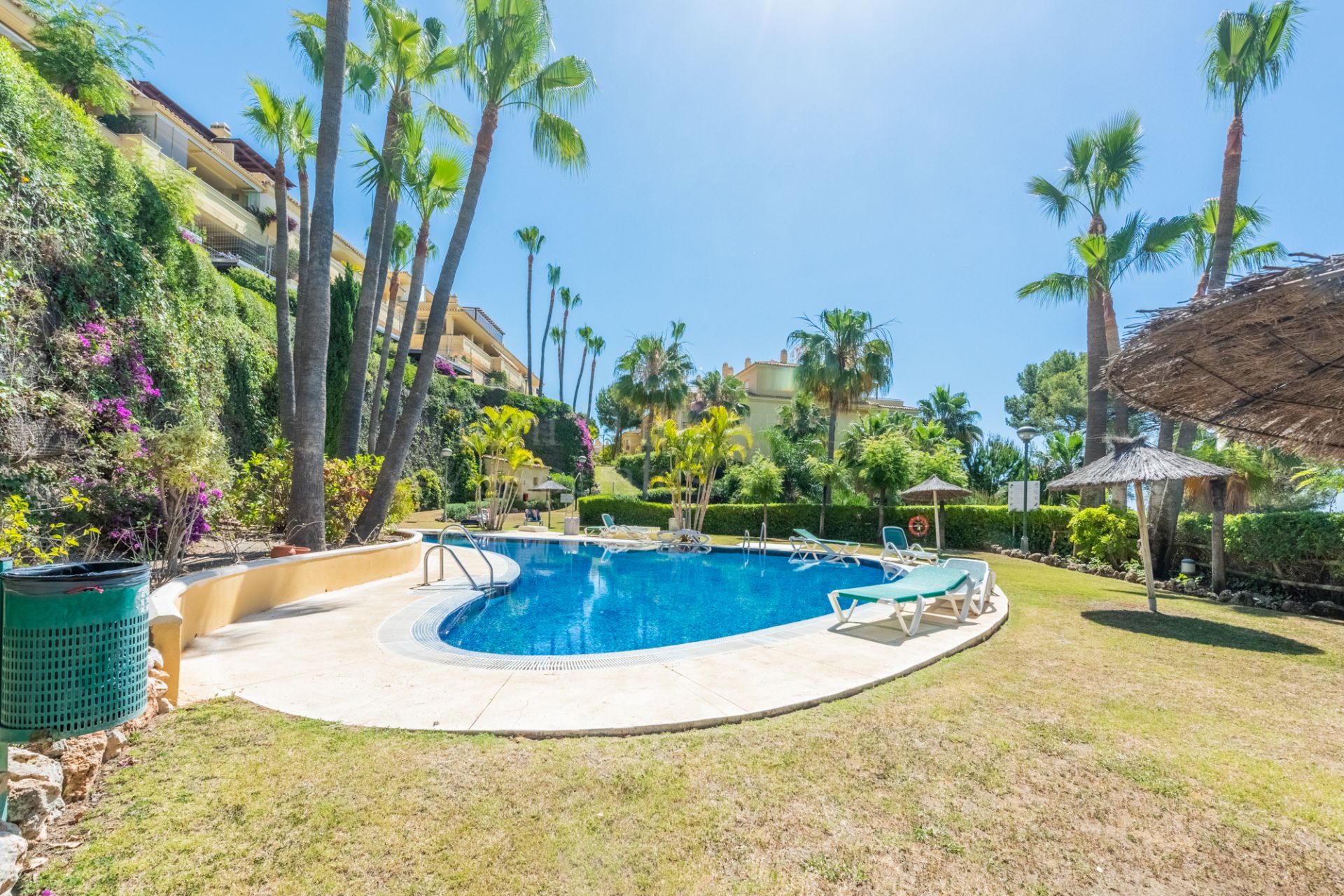 Penthouse in Condado de Sierra Blanca, Marbella