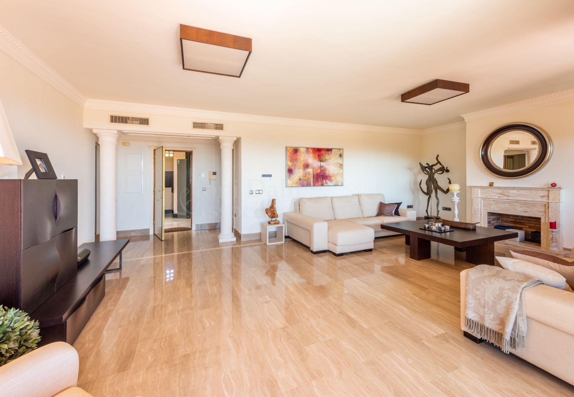 Penthouse in Condado de Sierra Blanca, Marbella