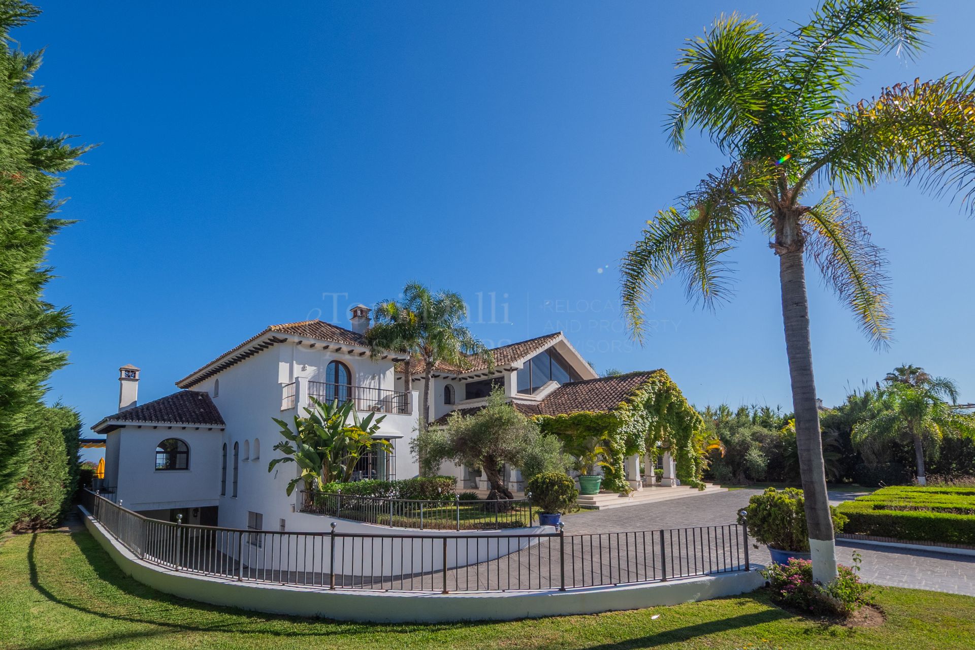 Villa in Paraiso Barronal, Estepona