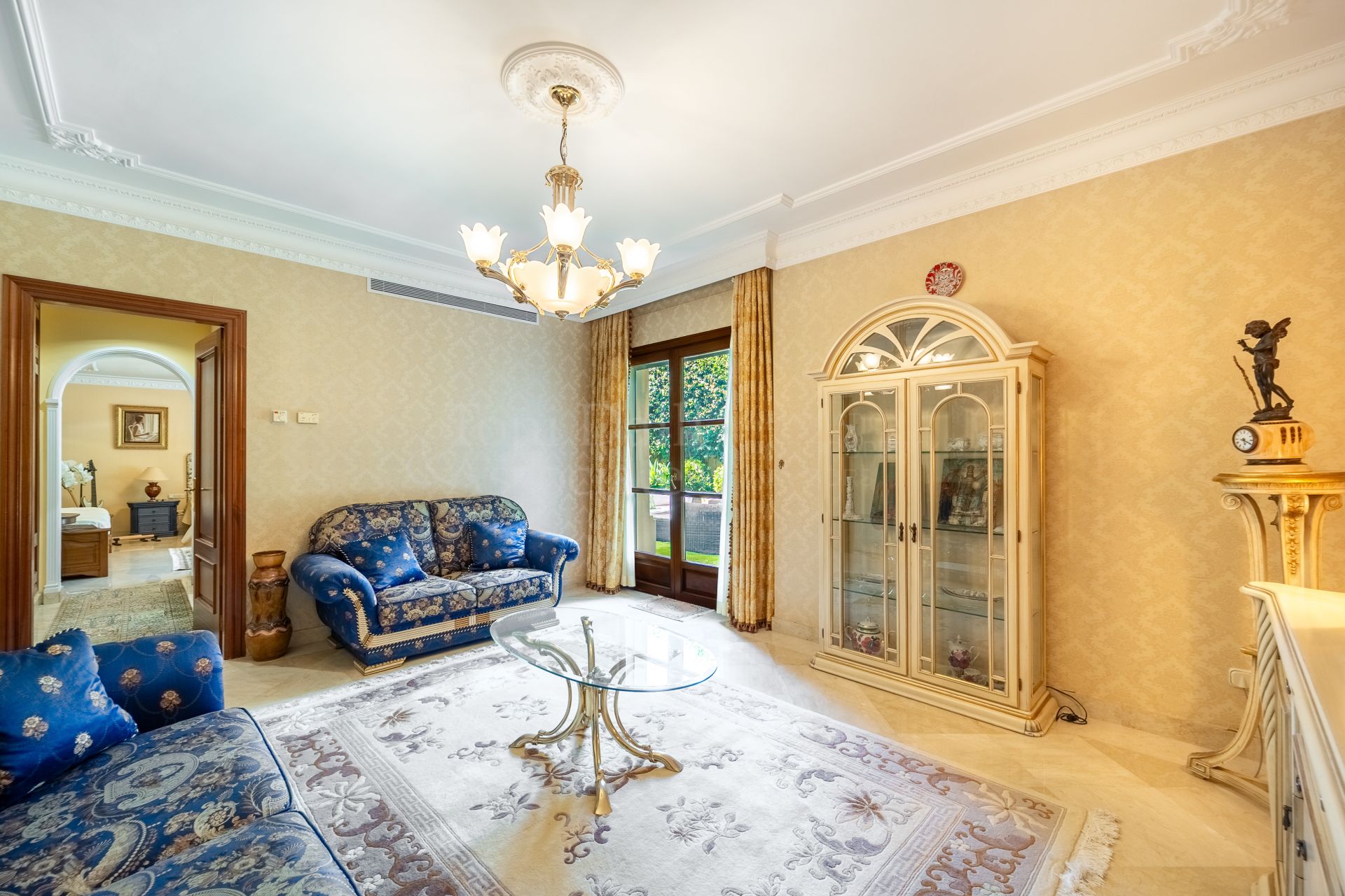 Villa in Sierra Blanca, Marbella