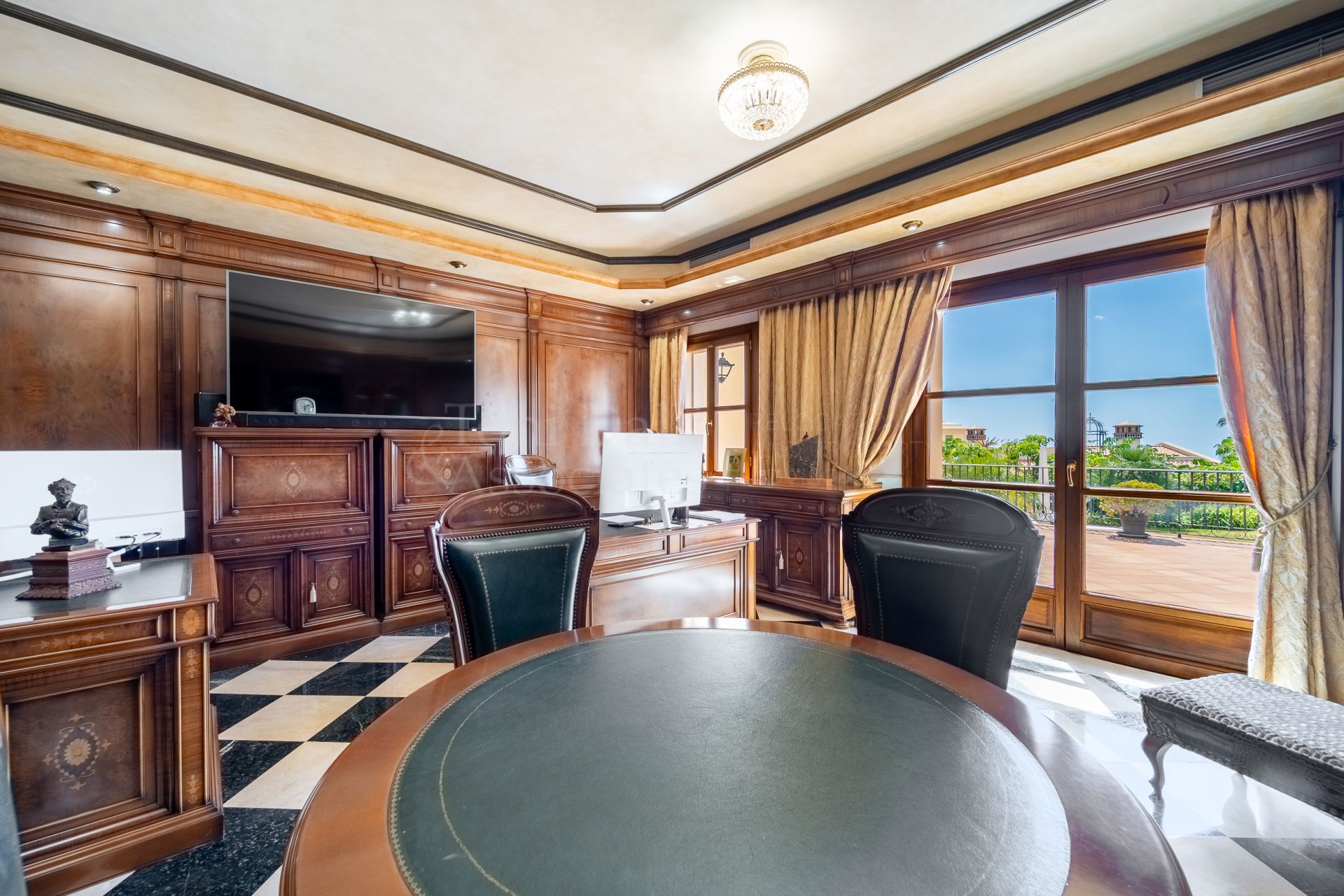 Villa in Sierra Blanca, Marbella