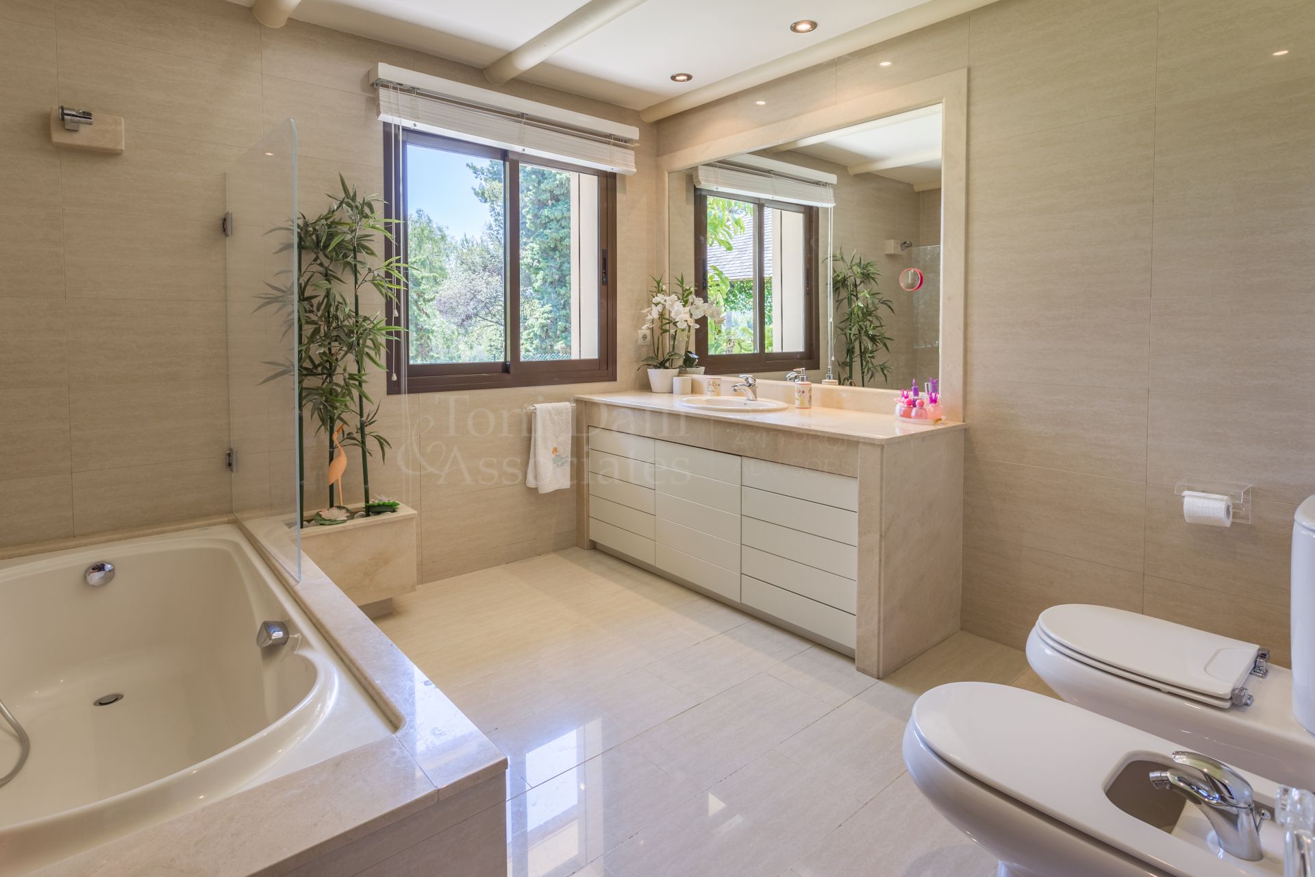 Villa in Rio Real Golf, Marbella