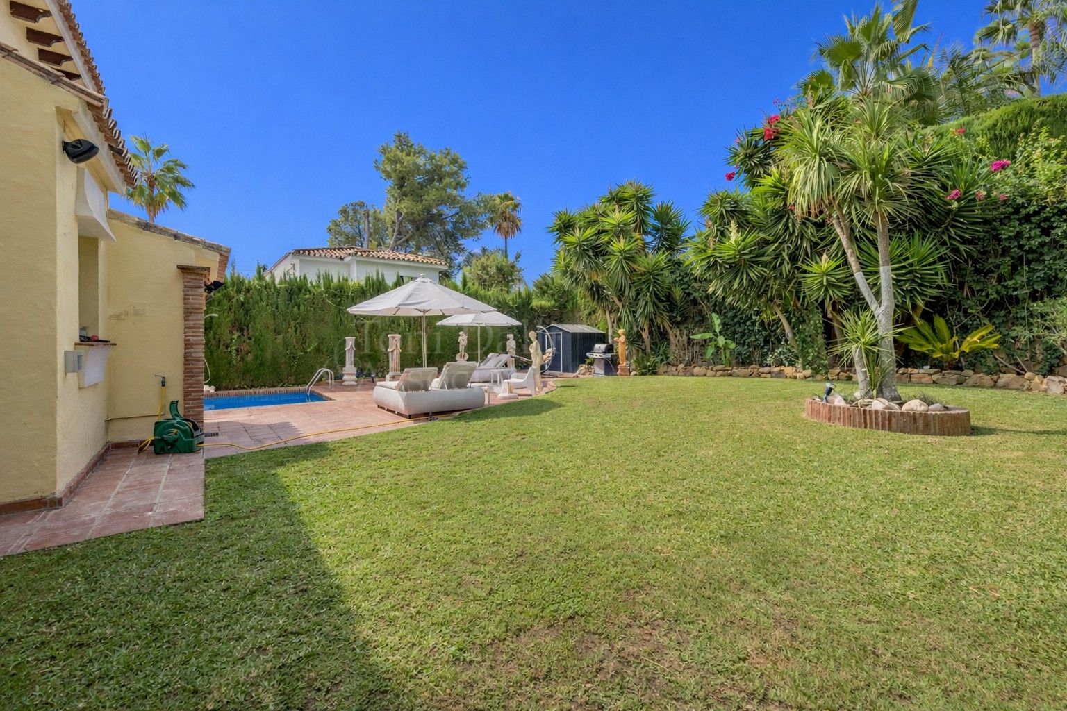 Villa in Las Brisas, Marbella