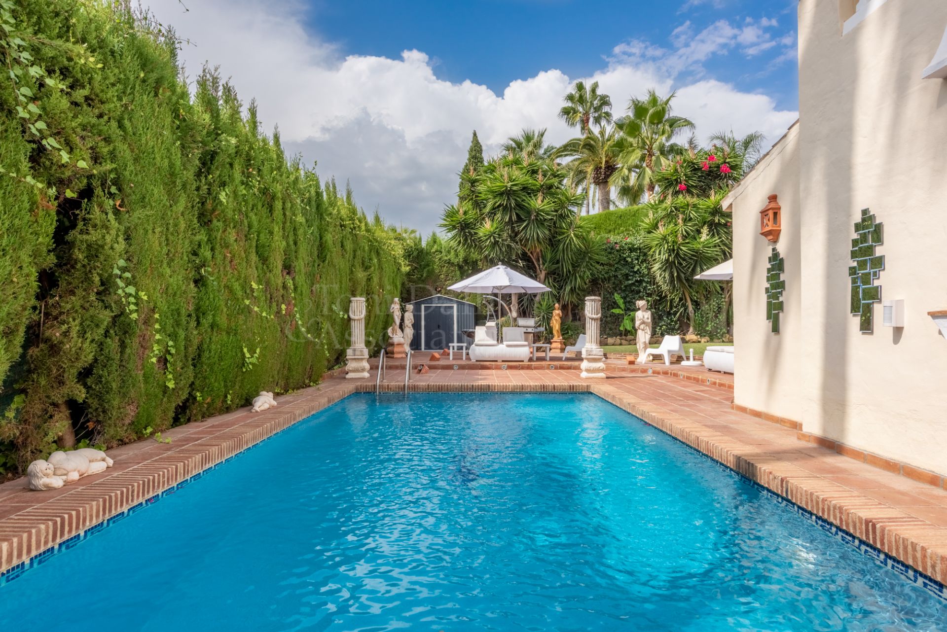 Villa in Las Brisas, Marbella