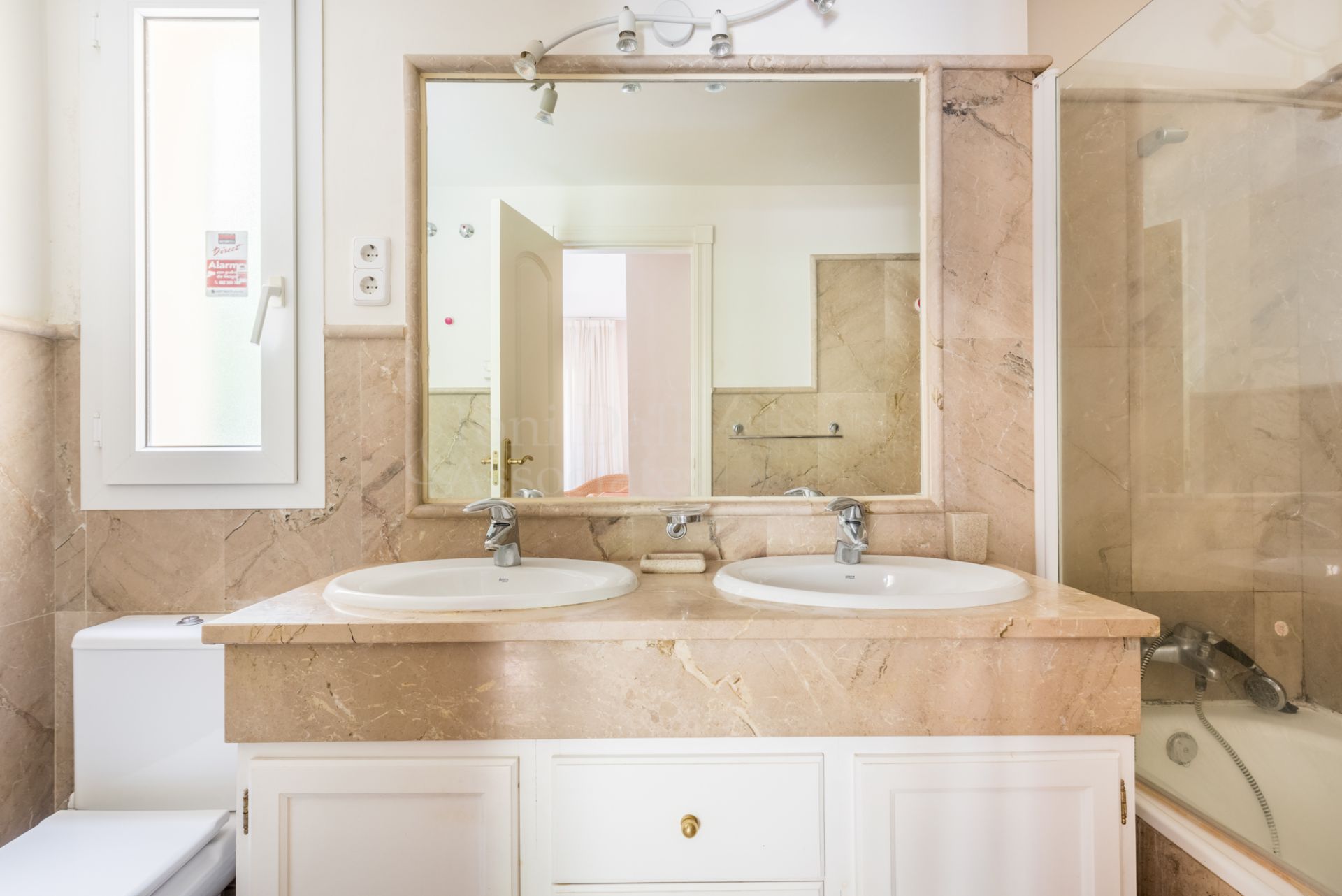 Ground Floor Apartment in Cumbres del Rodeo, Marbella