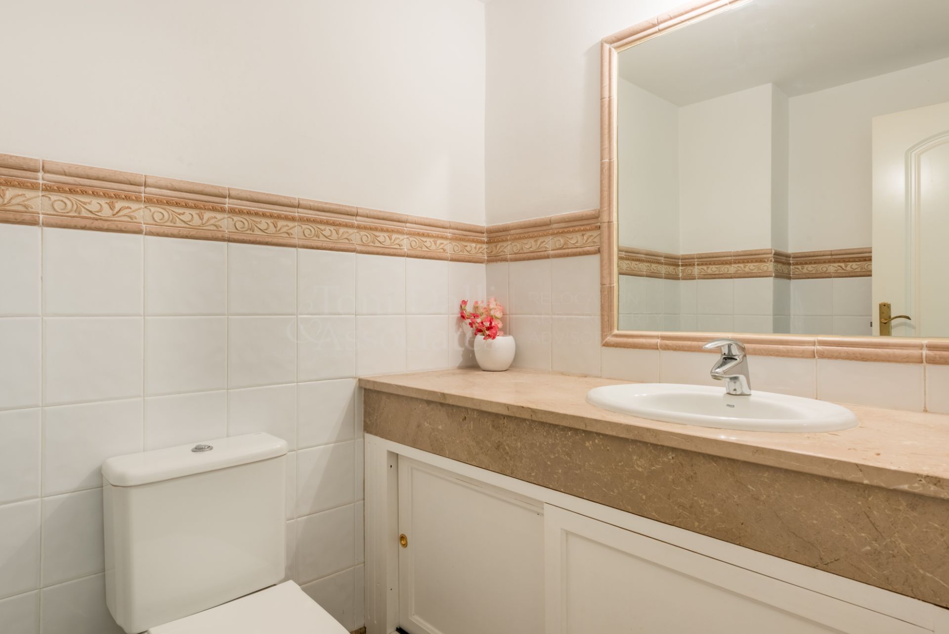 Ground Floor Apartment in Cumbres del Rodeo, Marbella
