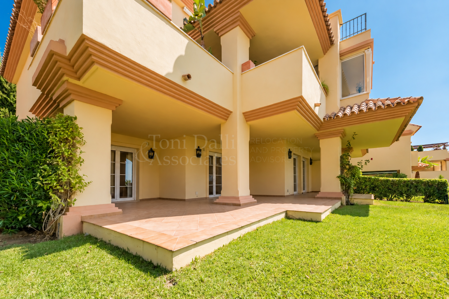 Ground Floor Apartment in Cumbres del Rodeo, Marbella