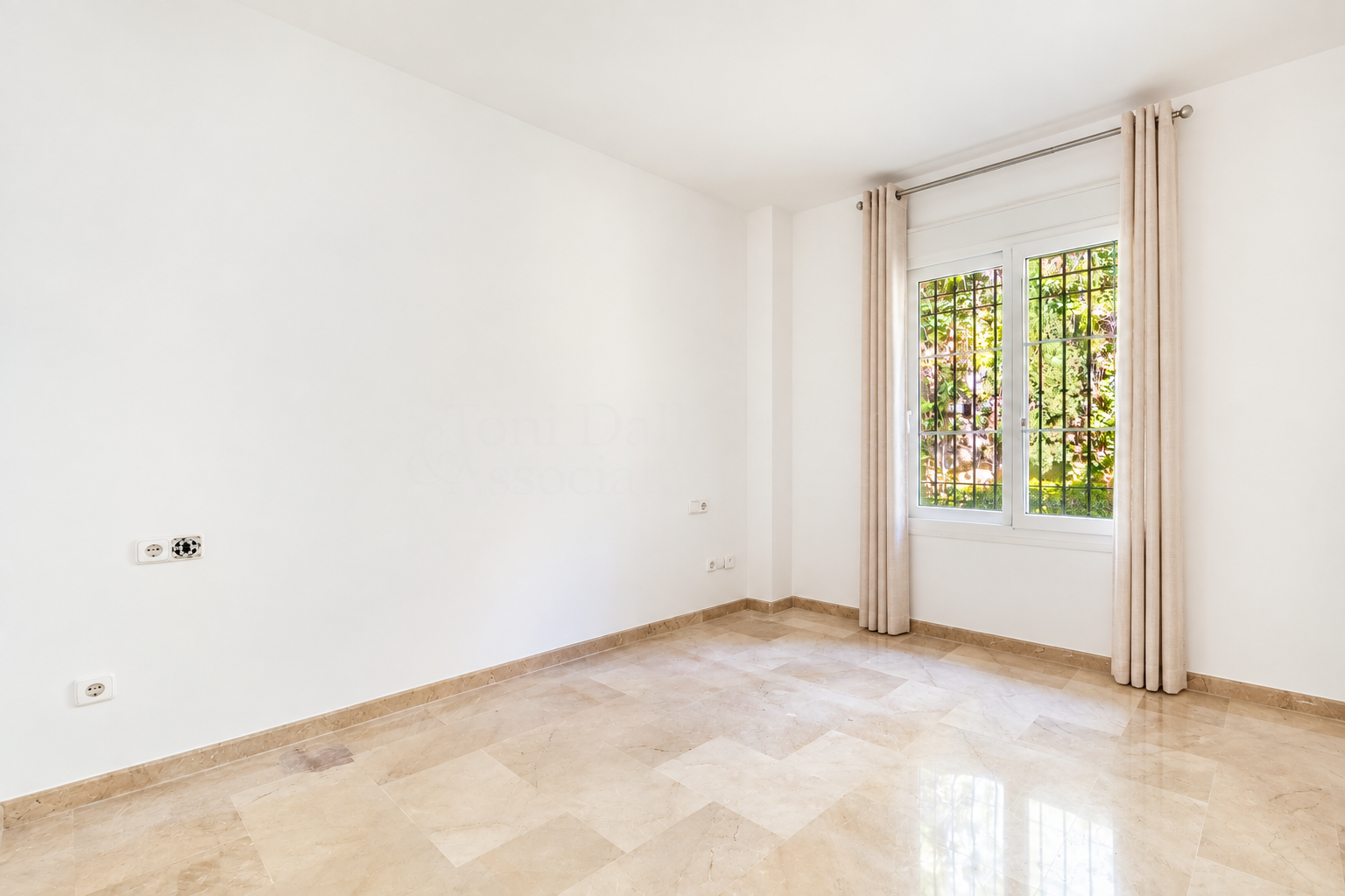 Ground Floor Apartment in Cumbres del Rodeo, Marbella