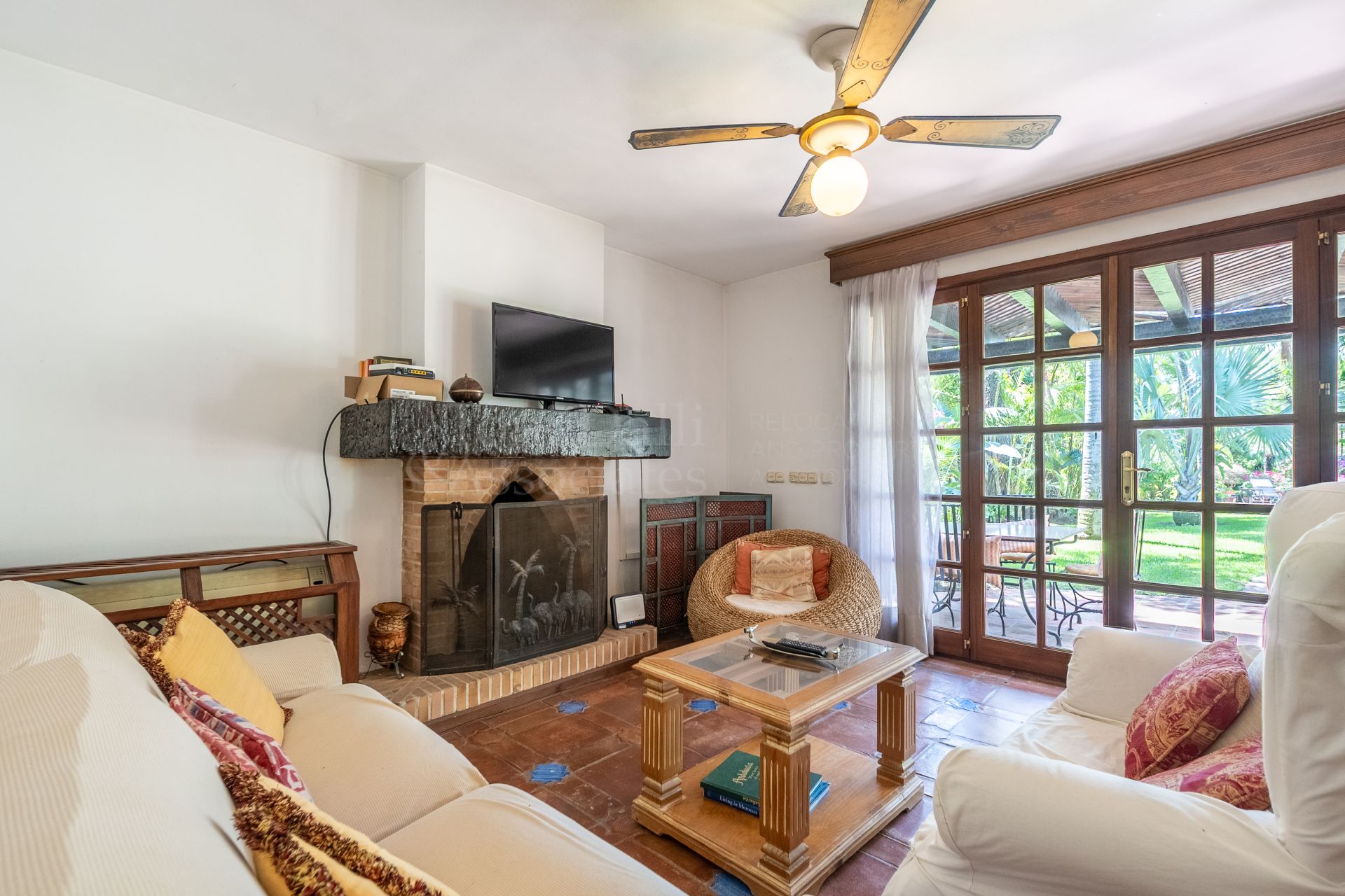 Villa in Altos del Rodeo, Marbella