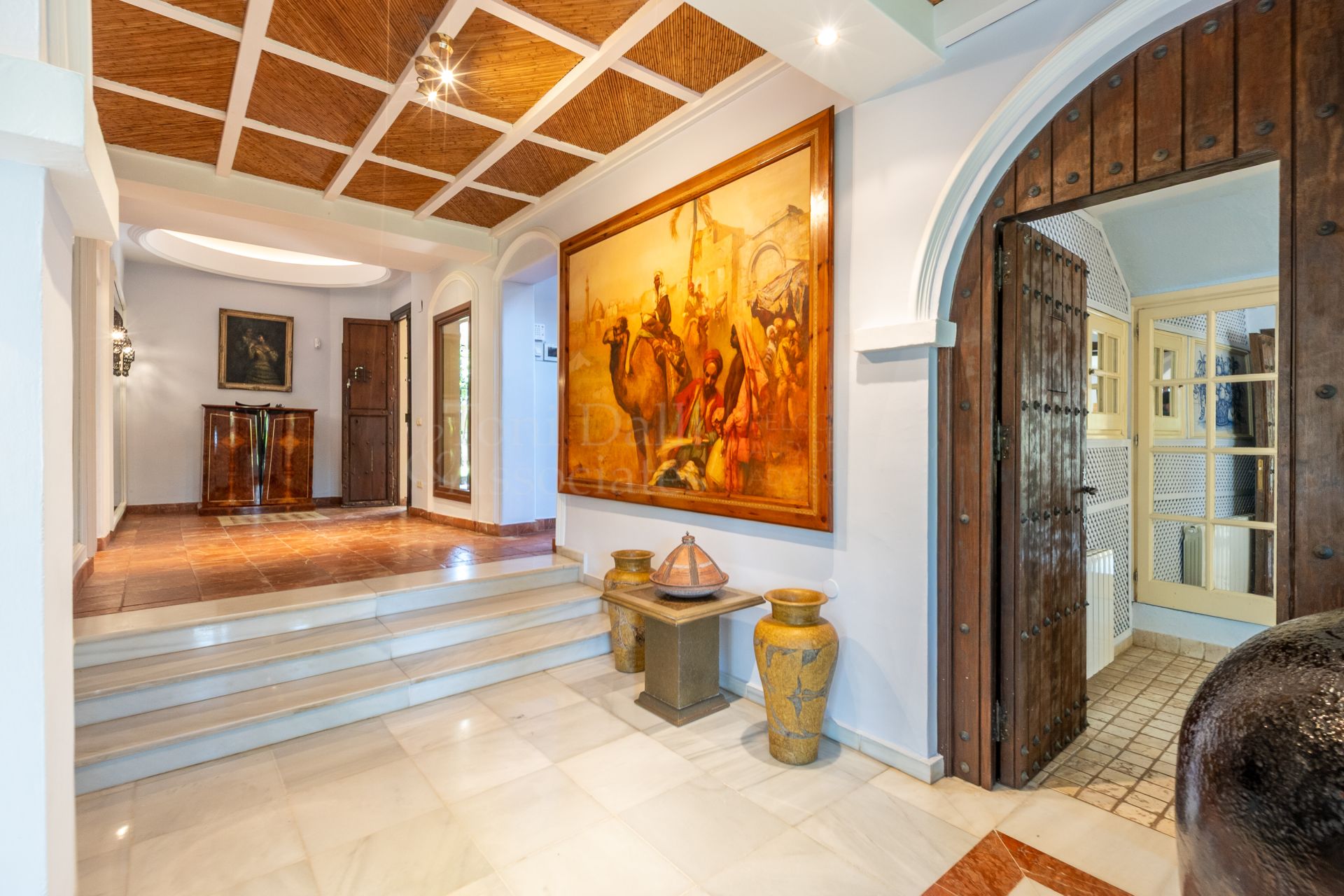 Villa in Altos del Rodeo, Marbella